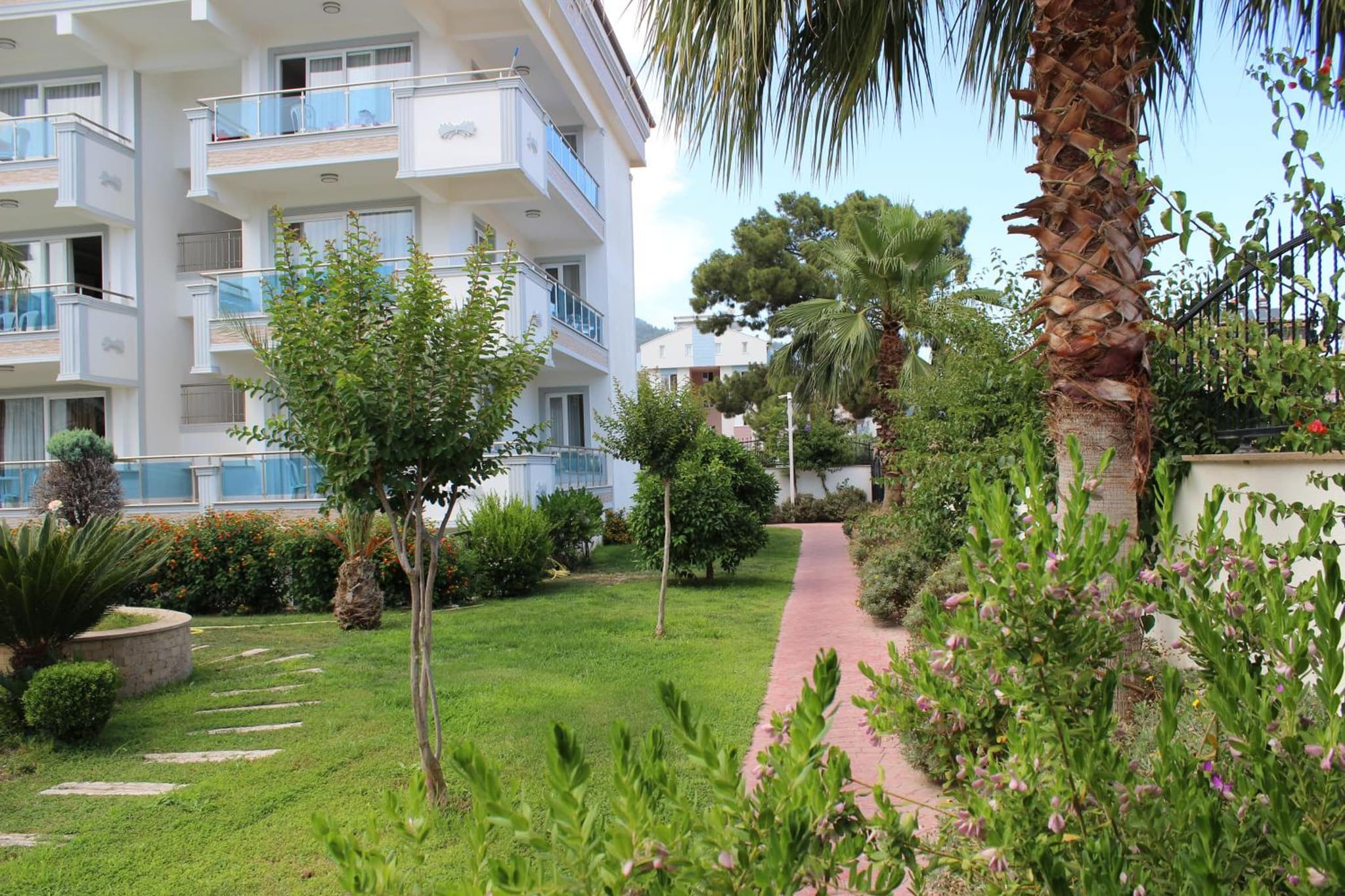 Tebriz Apart - Image 3