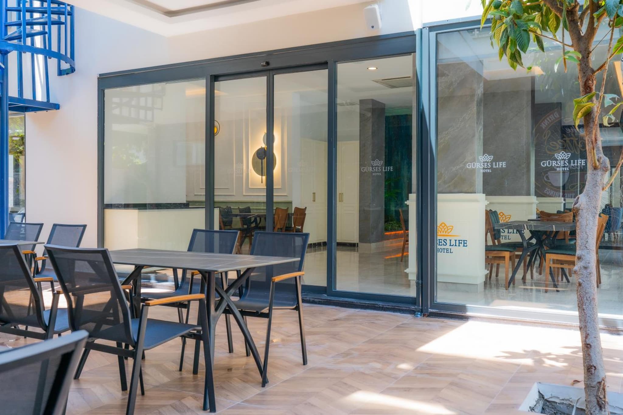 Gurses Life Hotel - Image 2