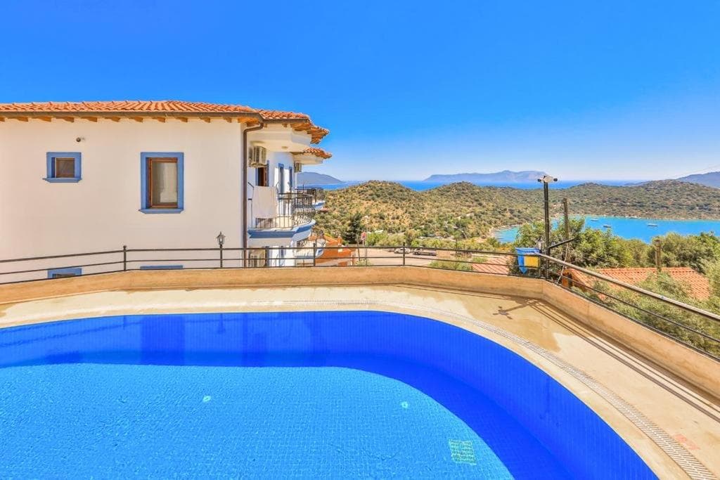 Nirvana Apartments - Image 2