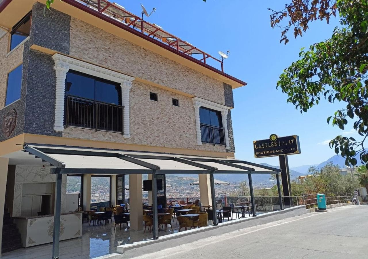 Castle Light Boutique - Image 4