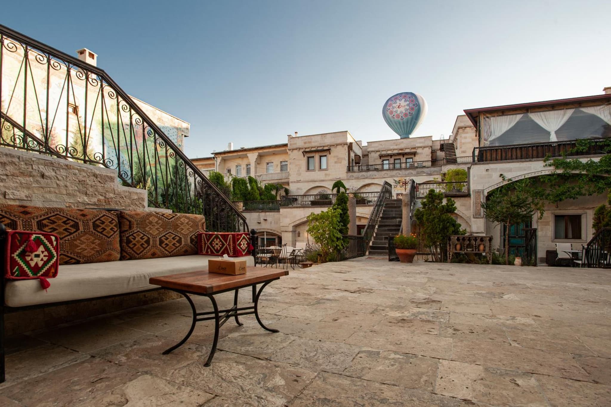 Ottoman Cave Suites - Image 4