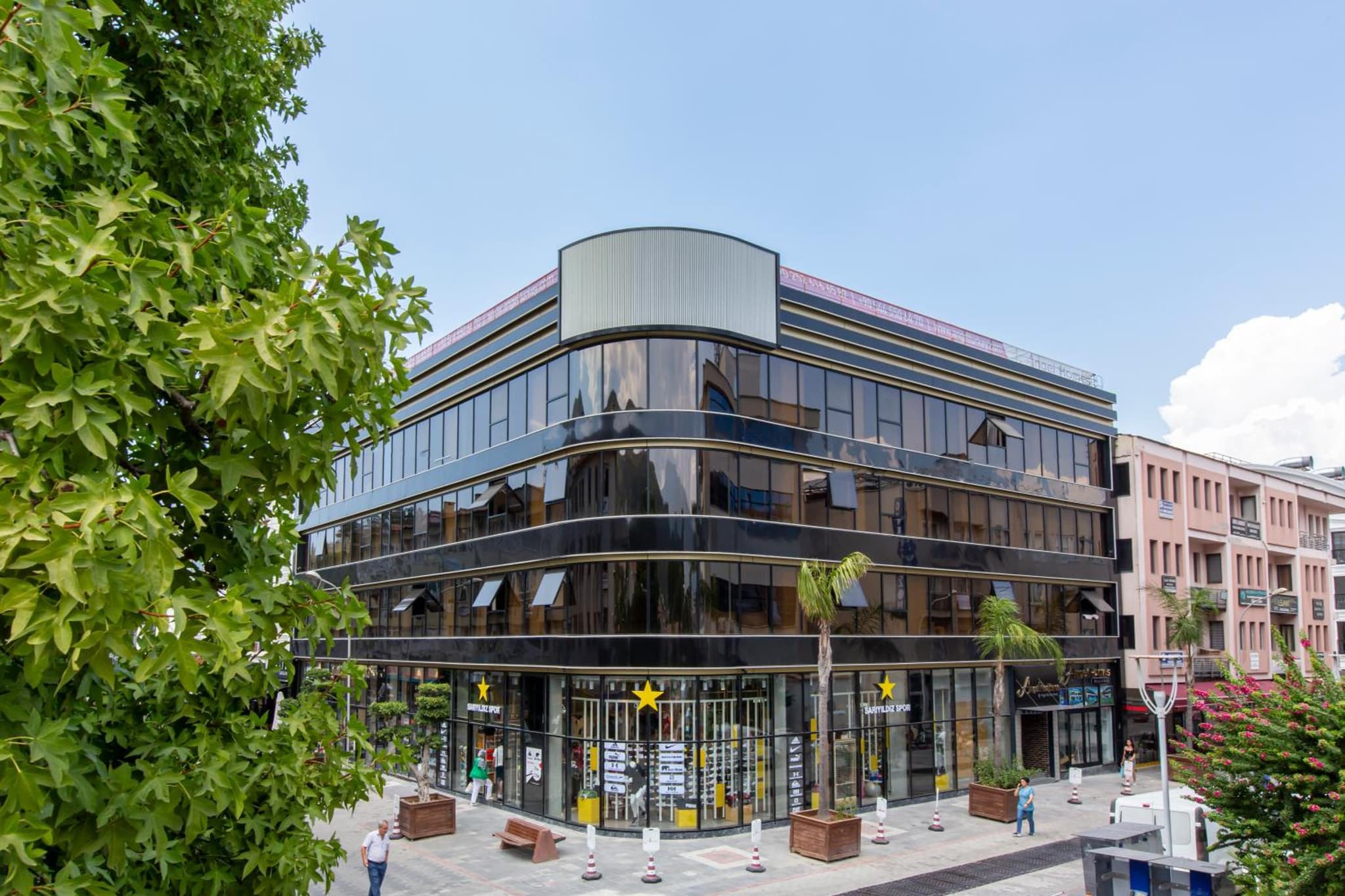 Angel Residence - Image 1