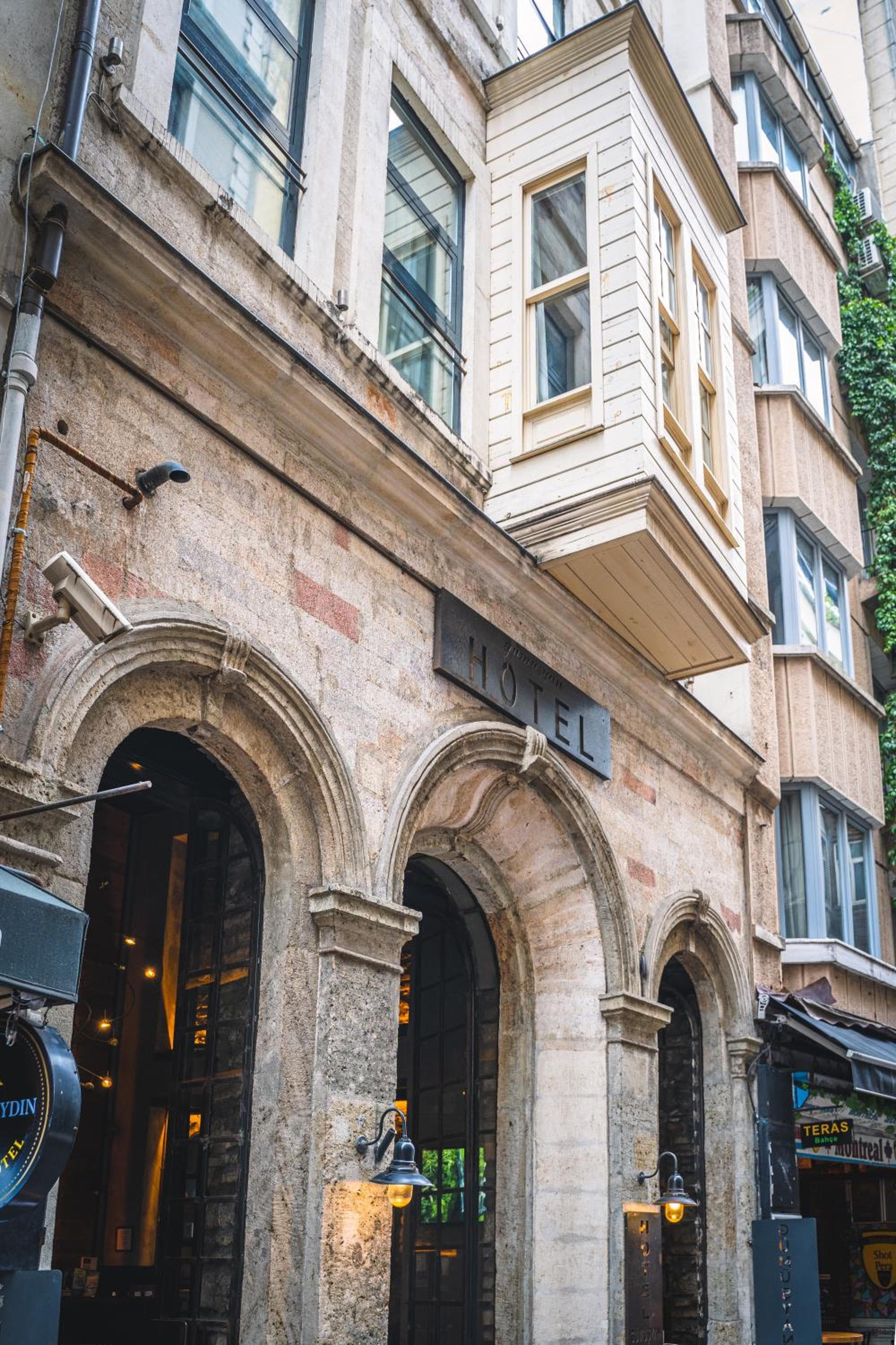 West Pera Otel - Image 2