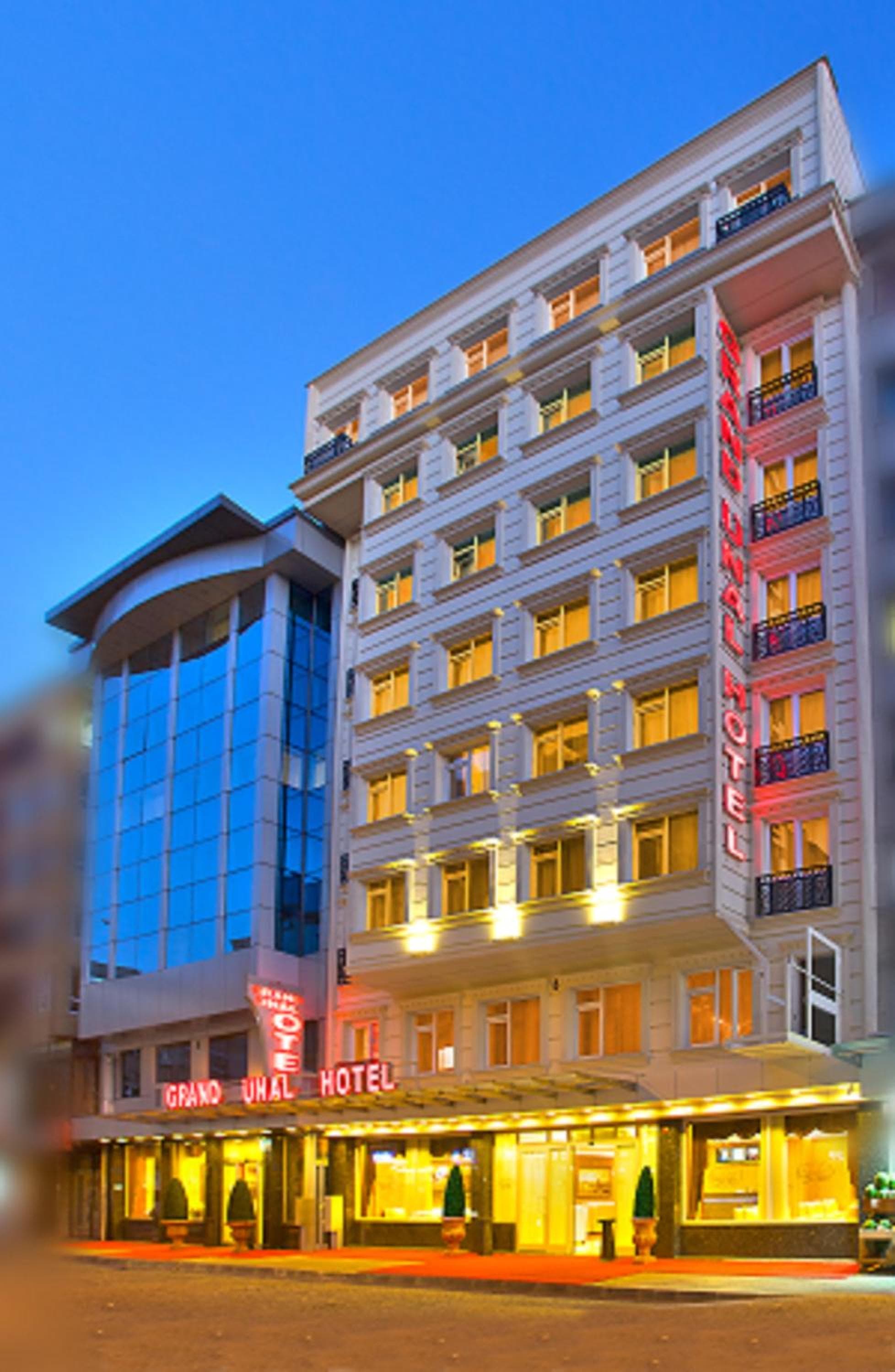Grand Unal Otel - Image 1