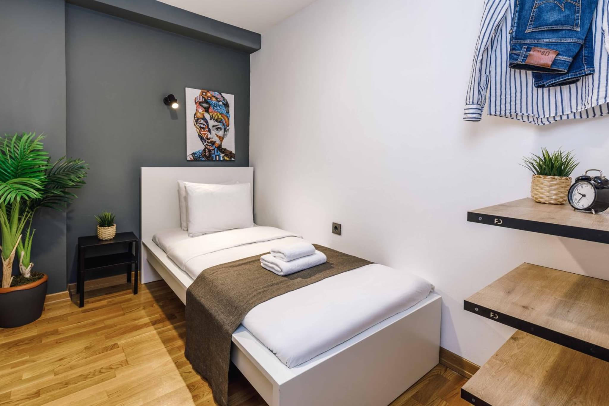 Monnas Bosphorus - Image 4