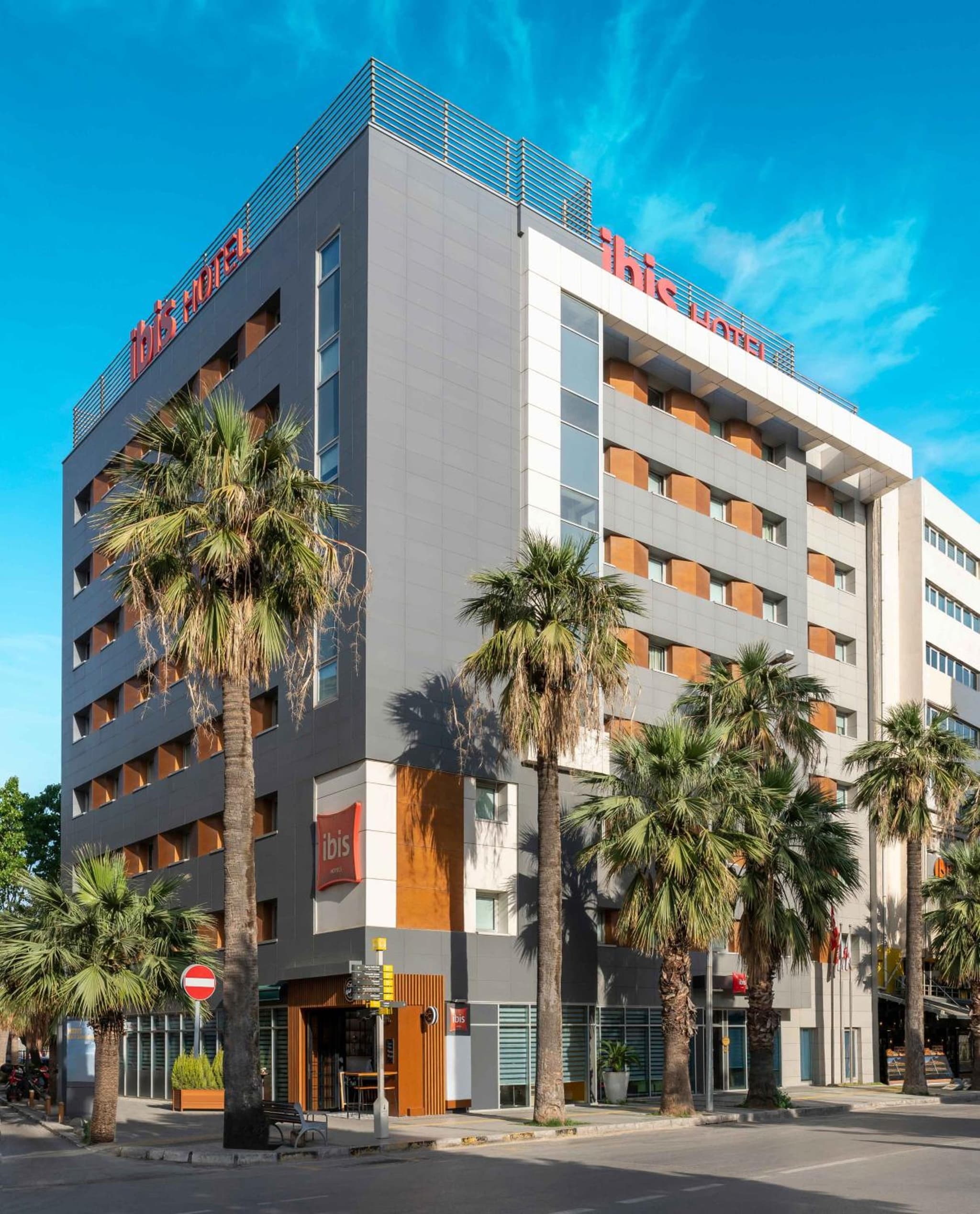 Ibis İzmir Alsancak - Image 2