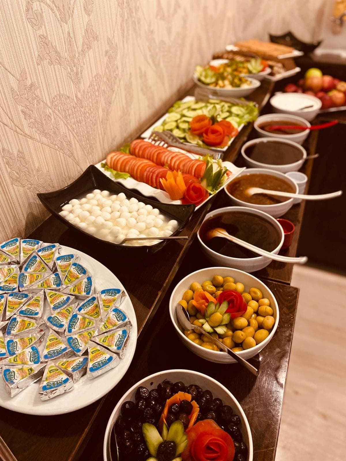 Adora Otel - Image 1