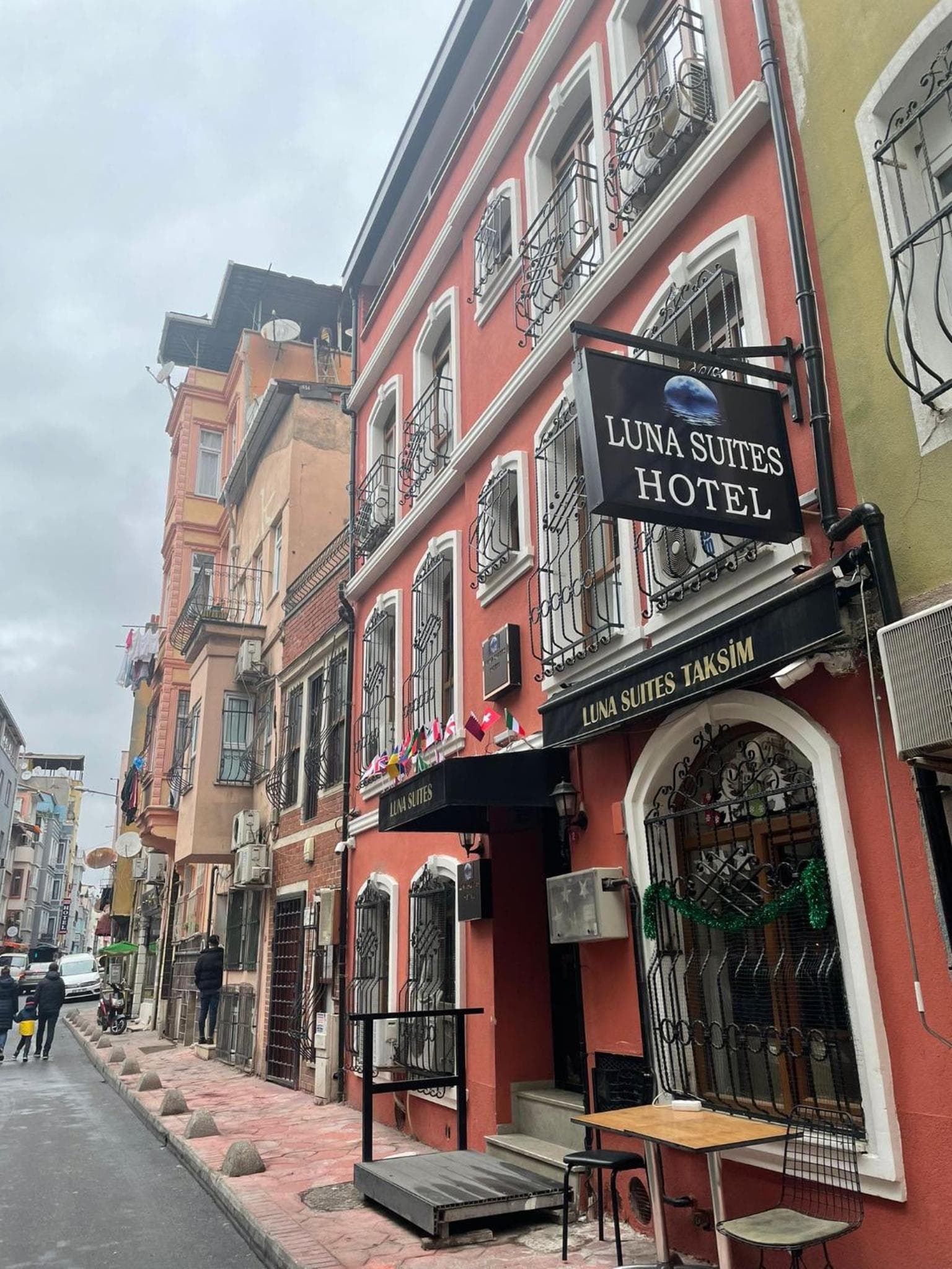 Luna Suites Taksim - Image 1