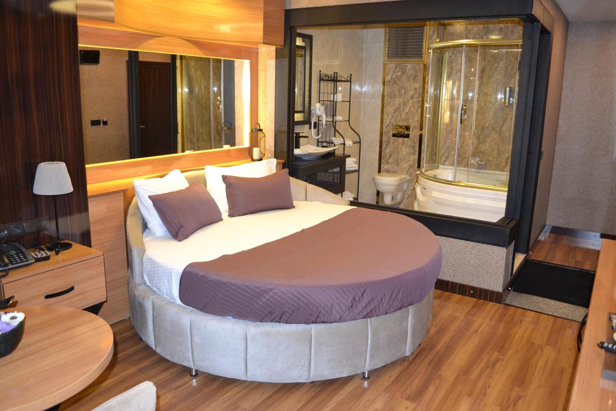 Gümüş Sarayı Süitleri - Image 3