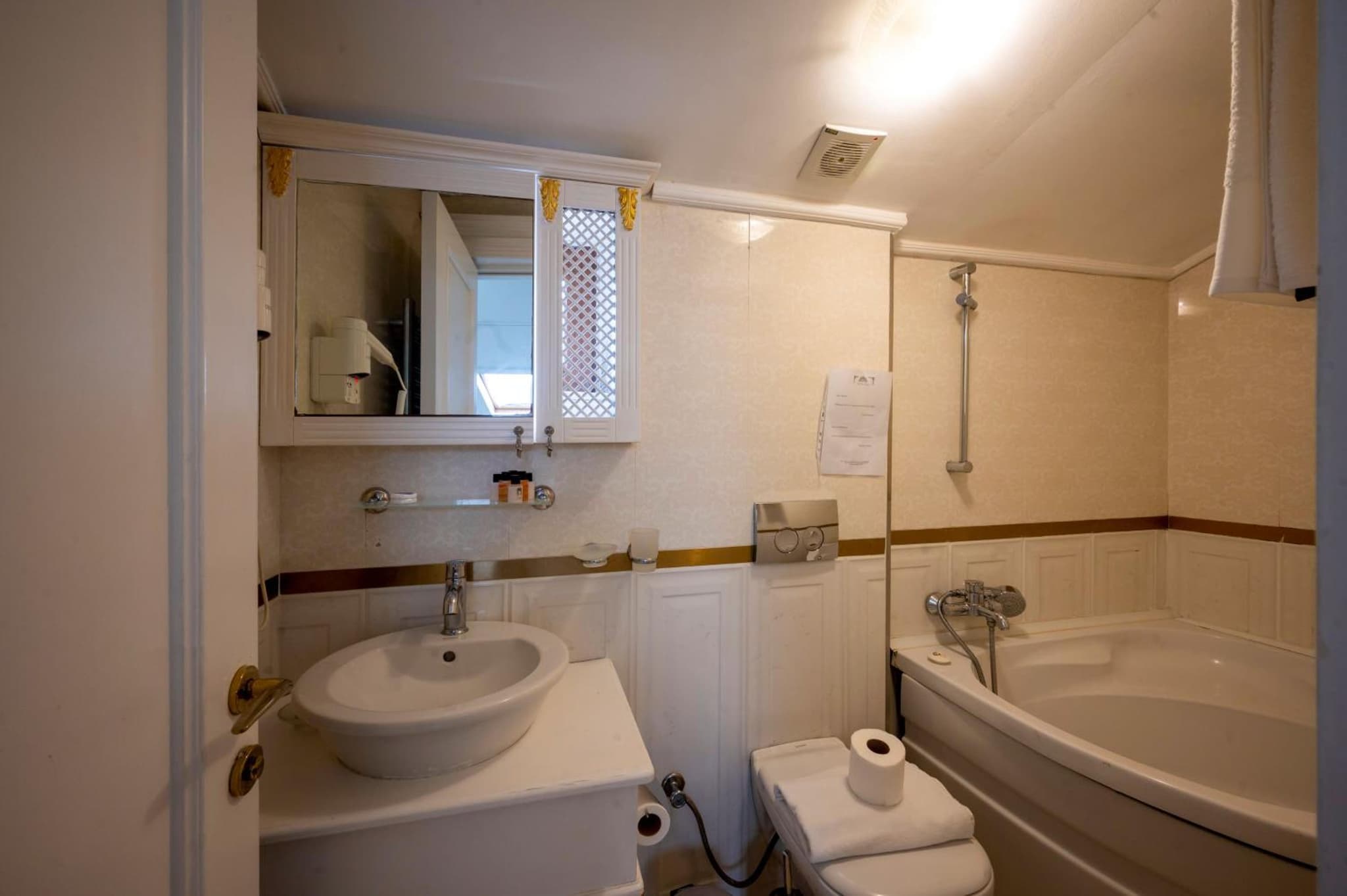 Villa Paradiso Otel - Image 3