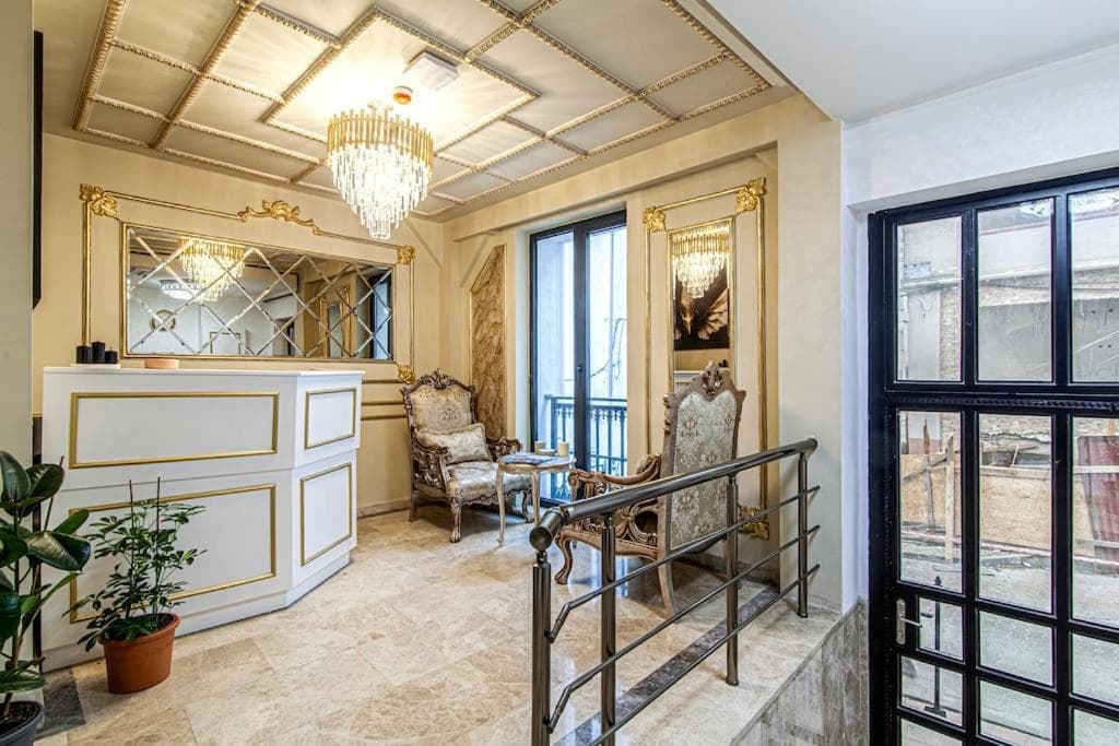 AZAD HOMES UNKAPANI fotoğrafı