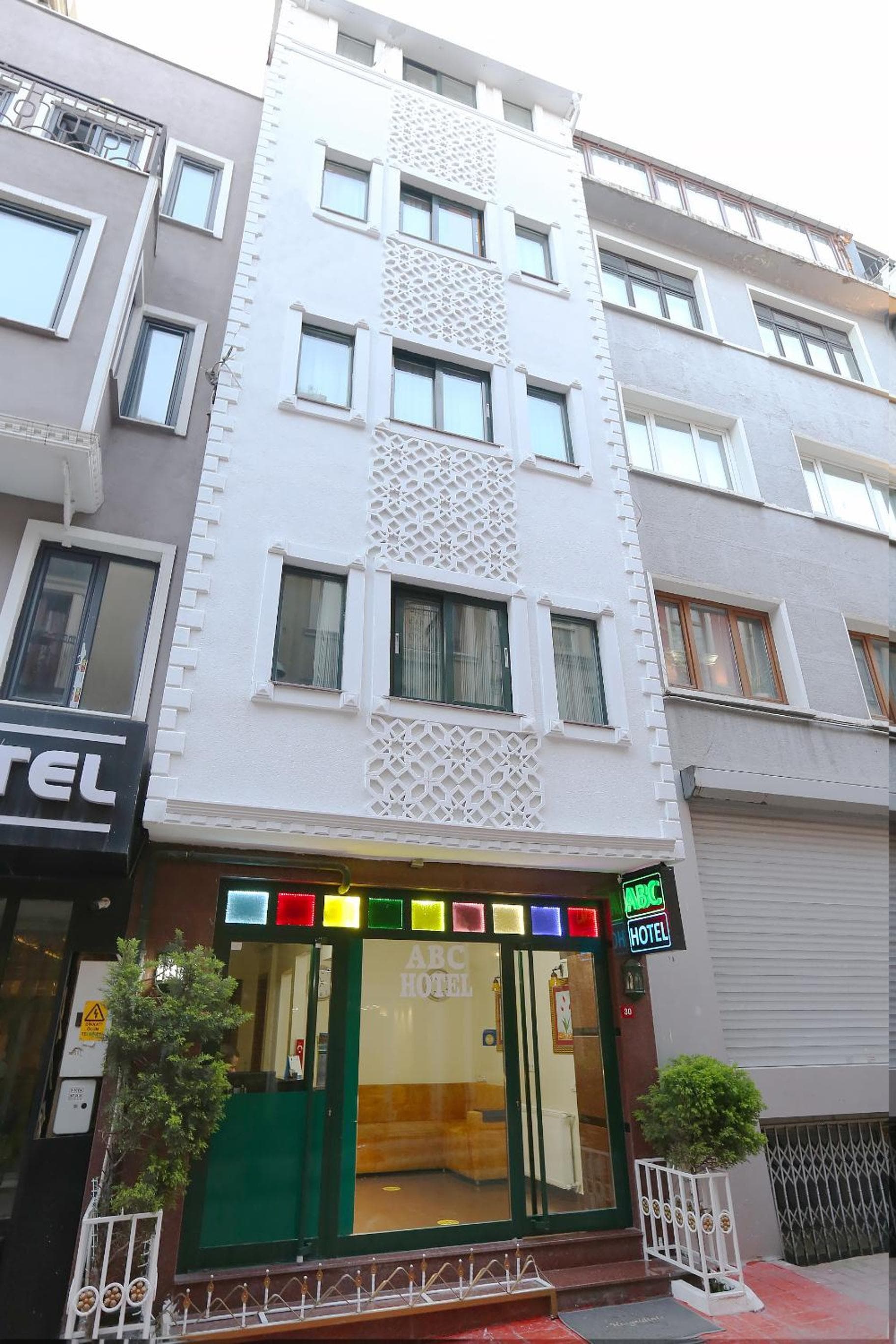 Taksim ABC Otel - Image 1