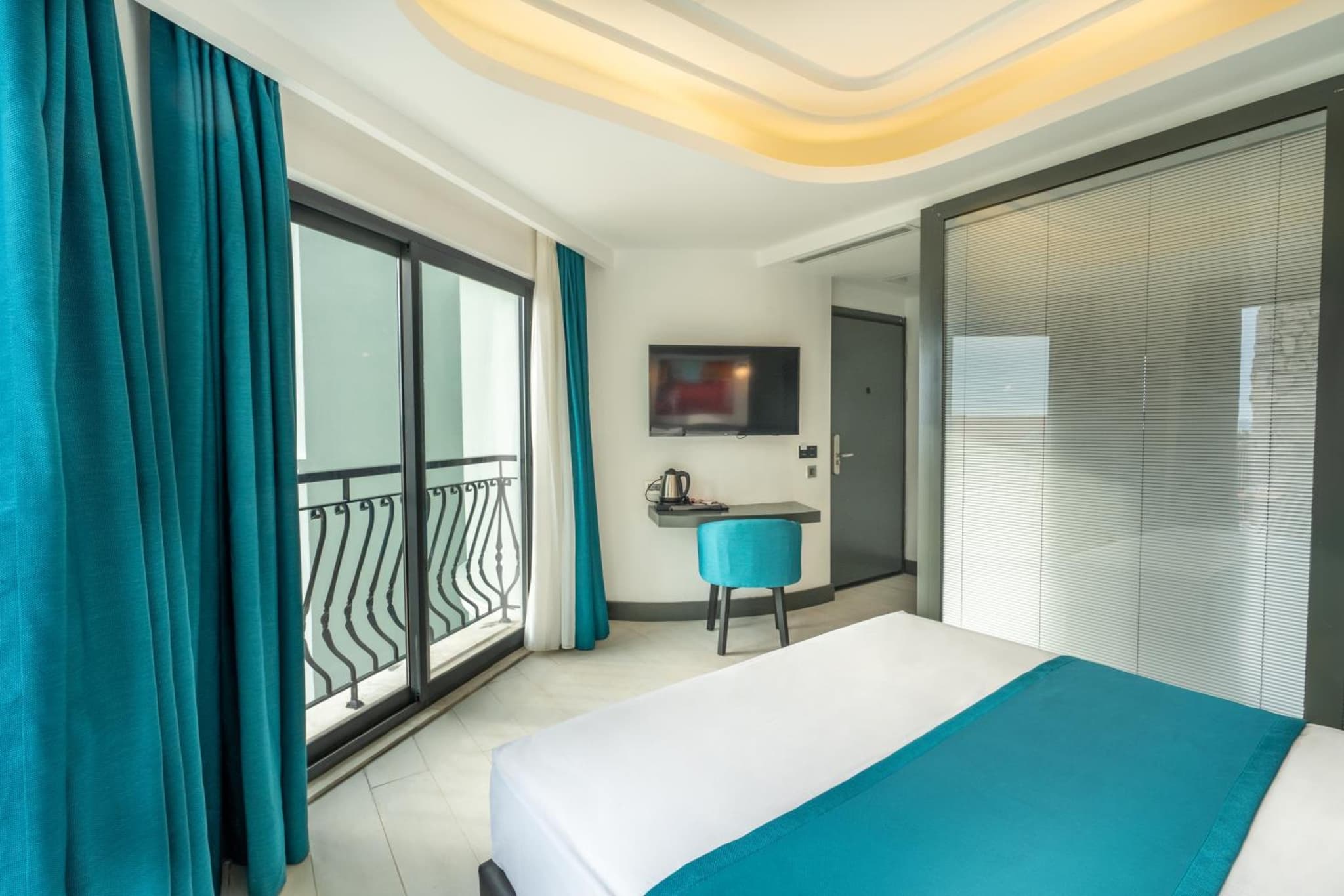 Gumus Peninsula Hotel - Image 4