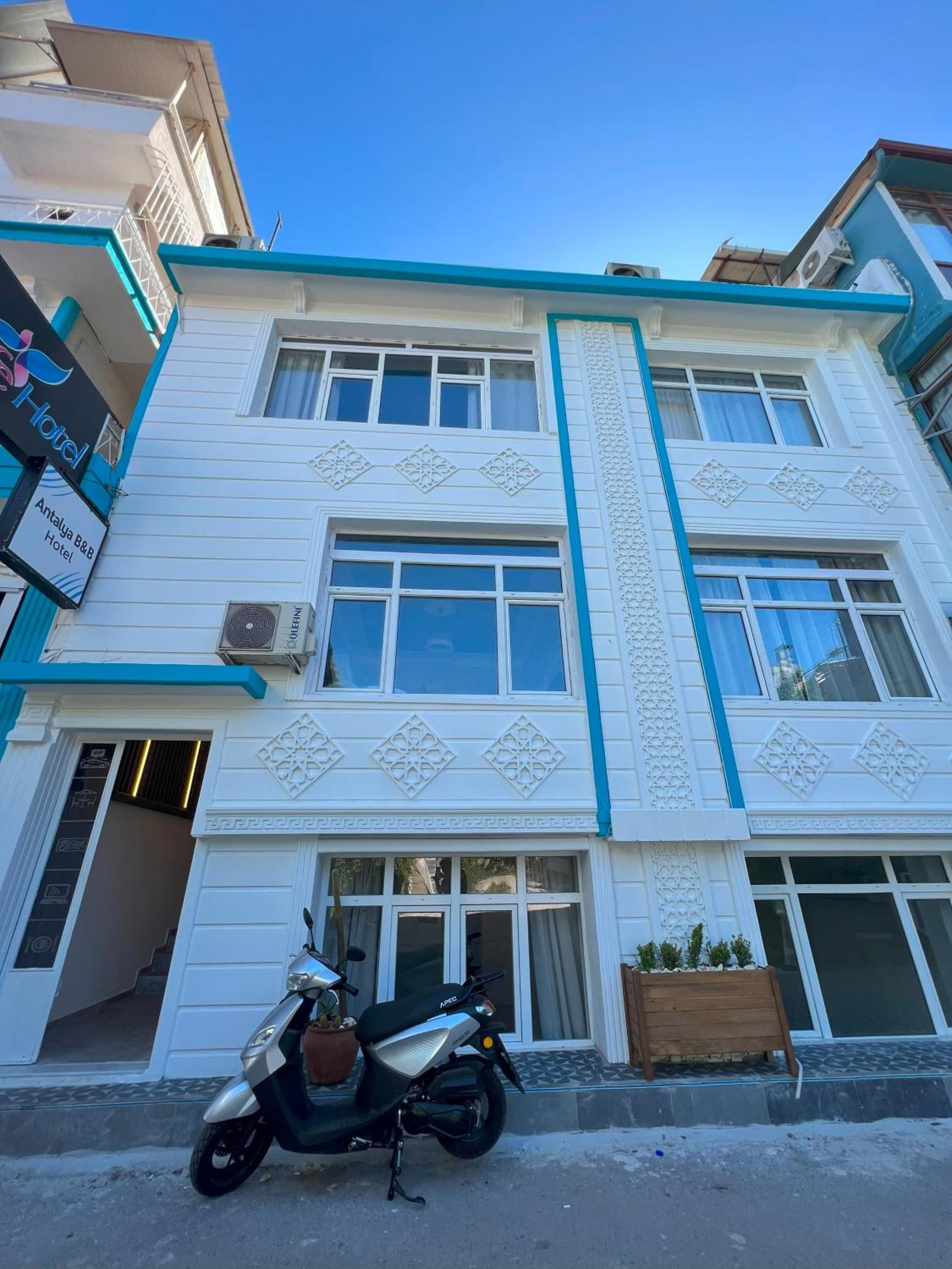 Antalya B&B Hotel - Image 1