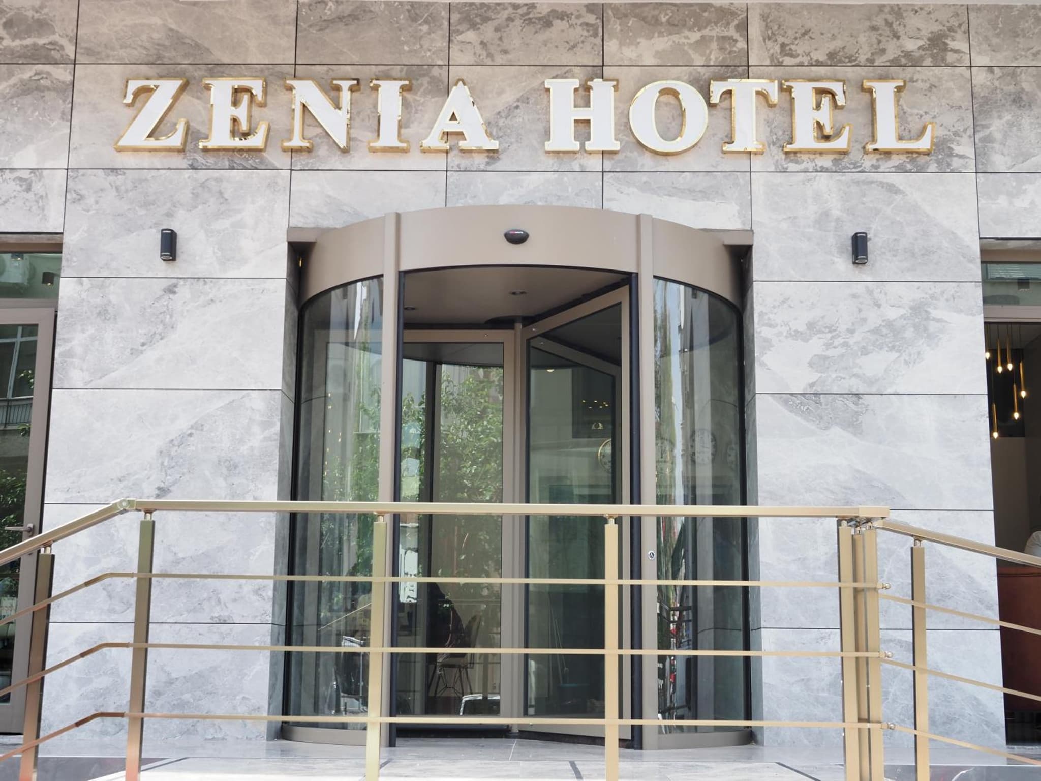 ZENİA OTEL - Image 2