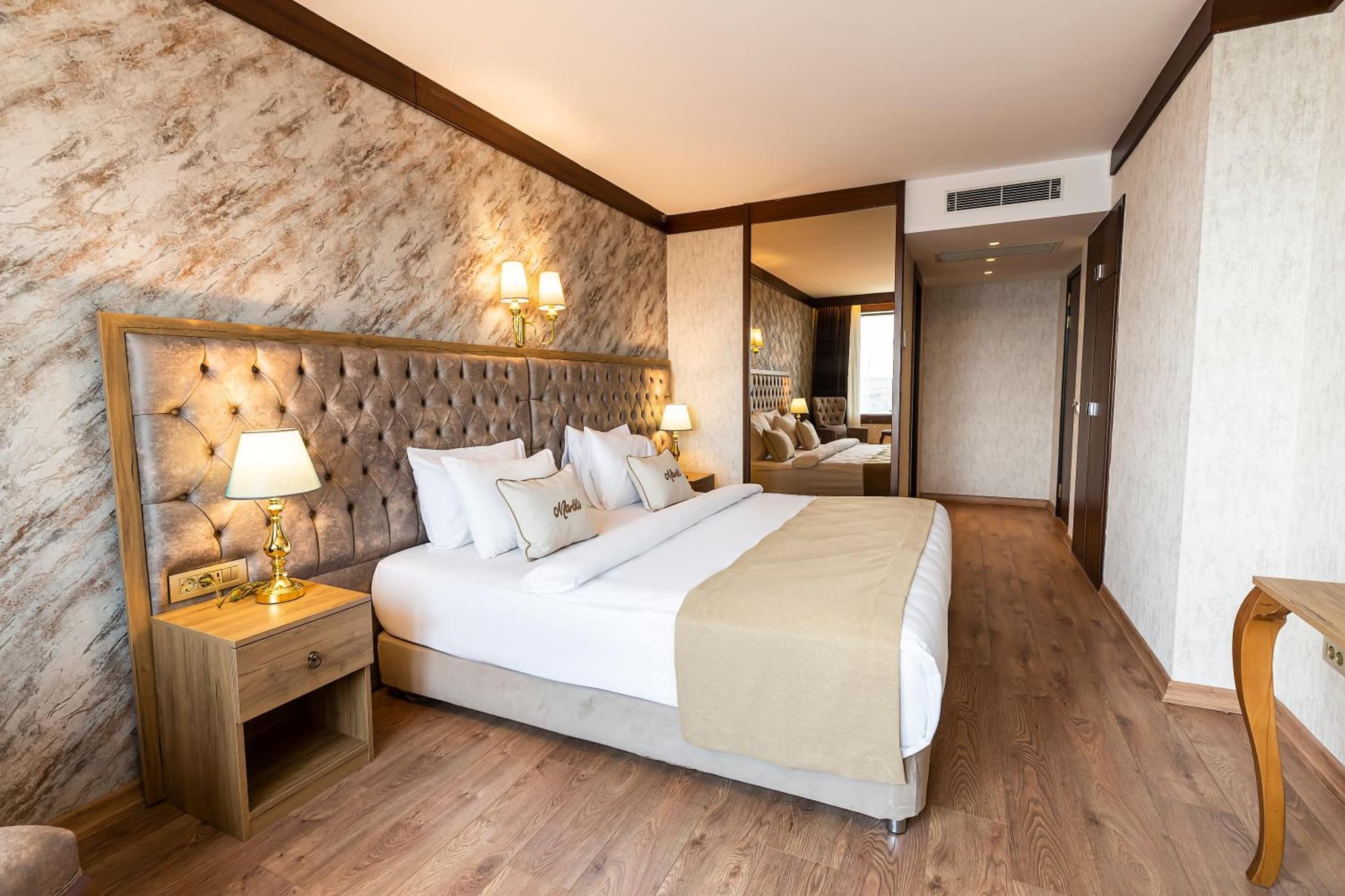 Marble Otel - Image 1