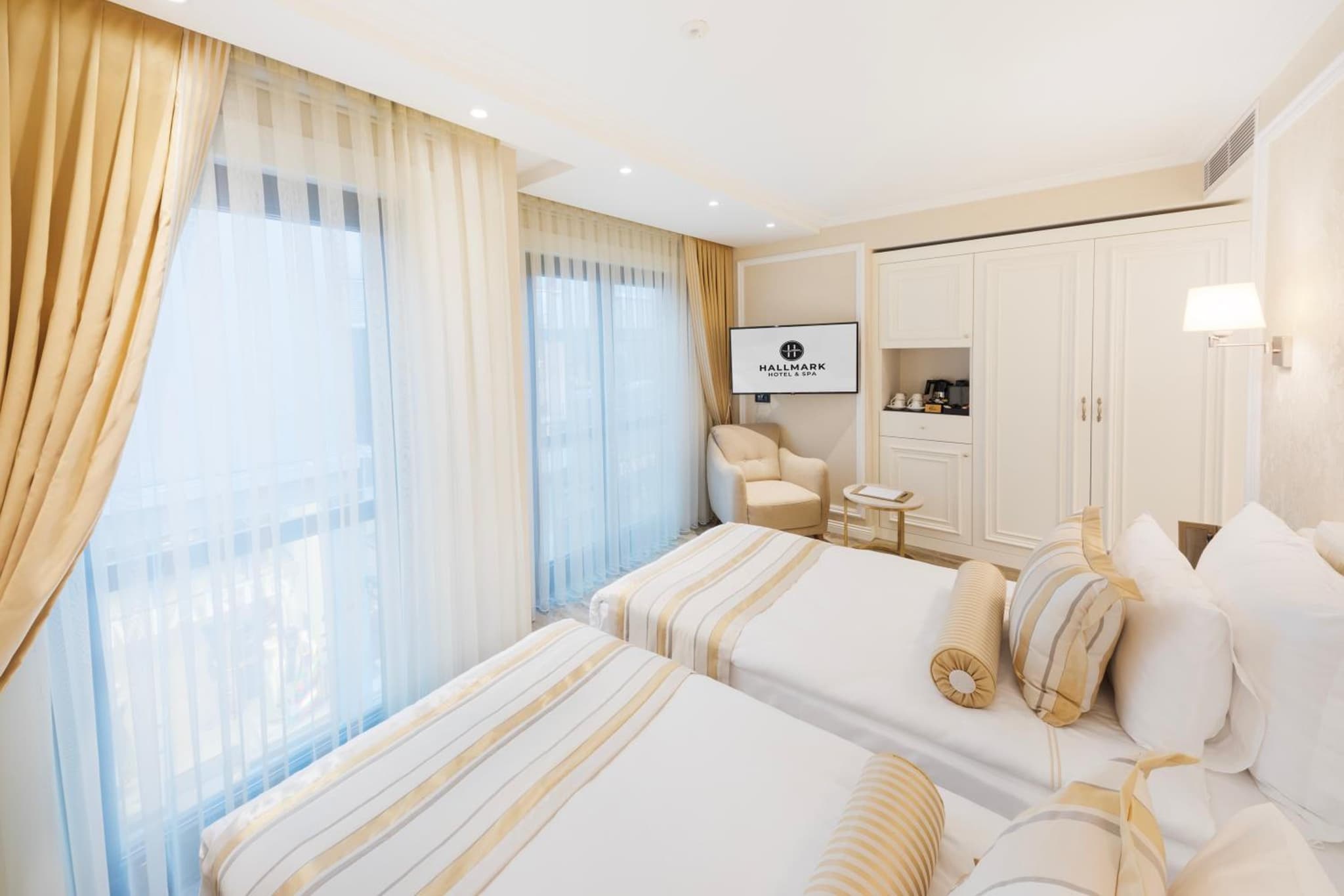 Hallmark Otel & SPA İstanbul - Image 2