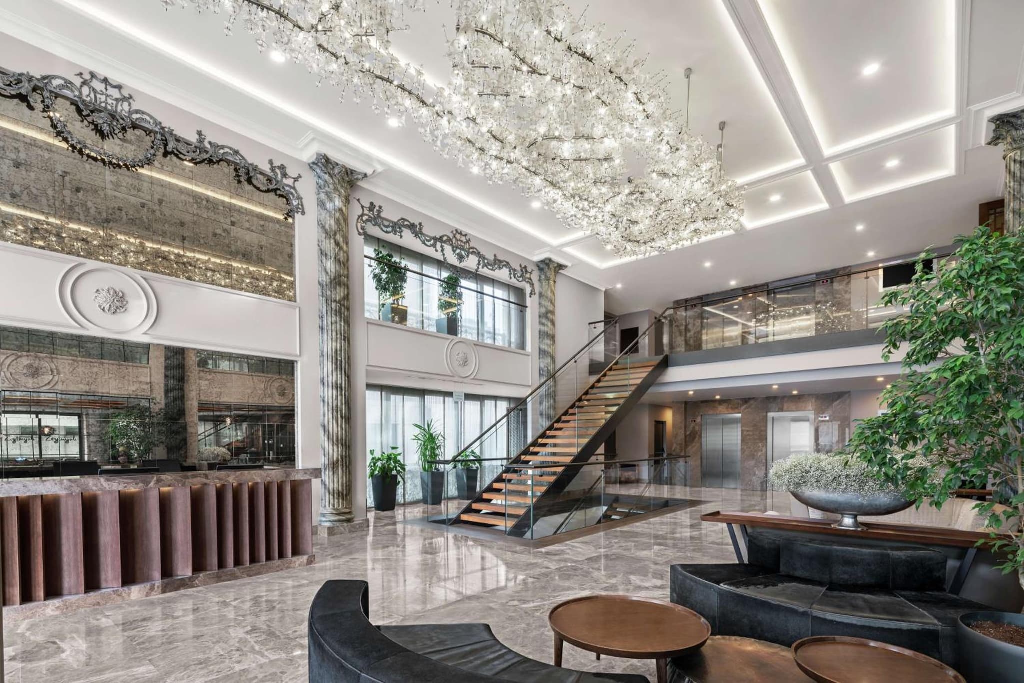 DoubleTree by Hilton İstanbul Esentepe - Image 2