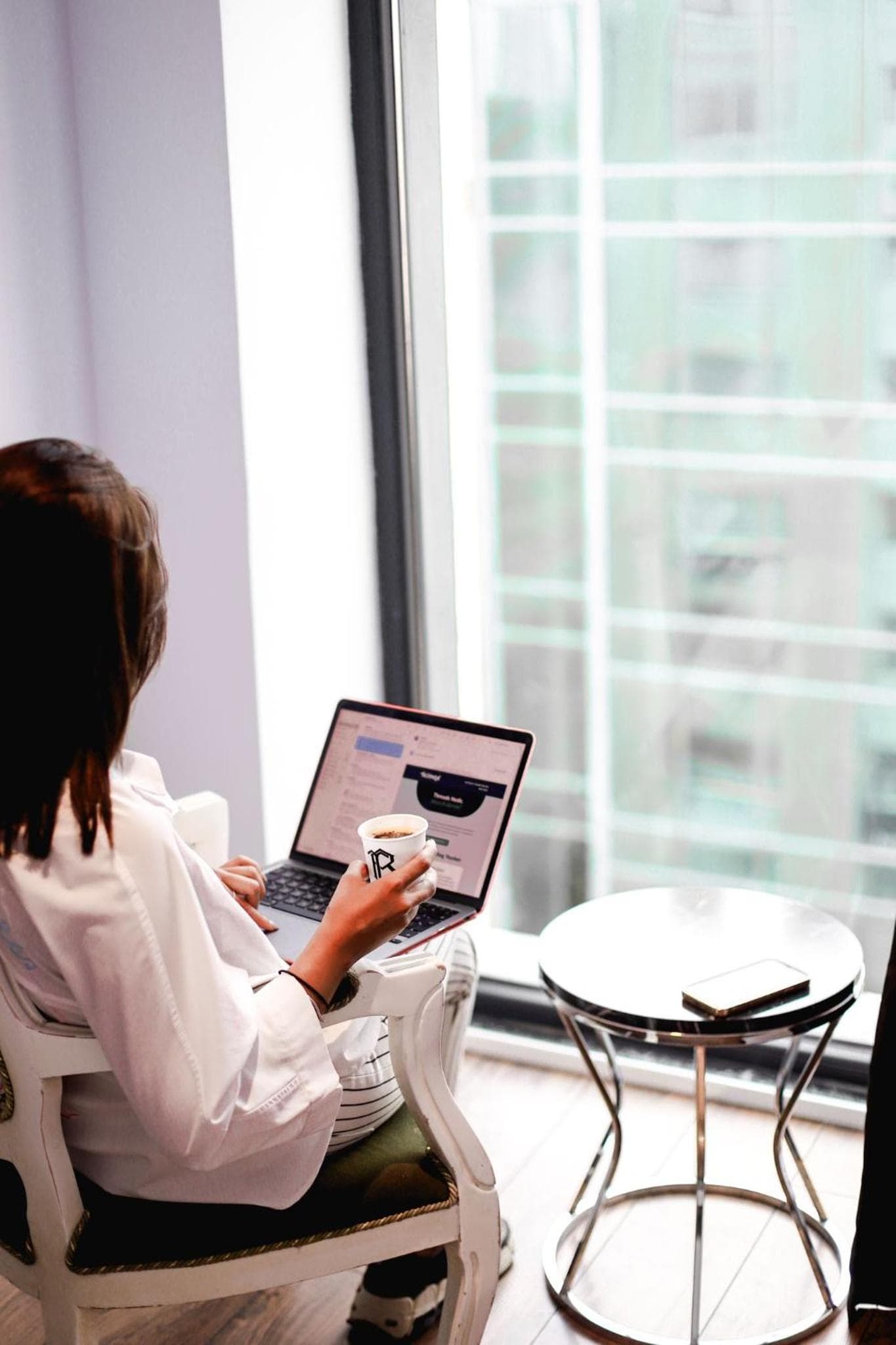 THE ROYALS HOTEL - Image 2