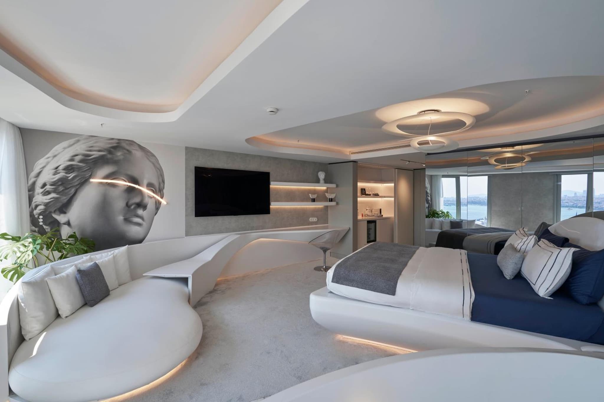 Richmond Istanbul - Image 2