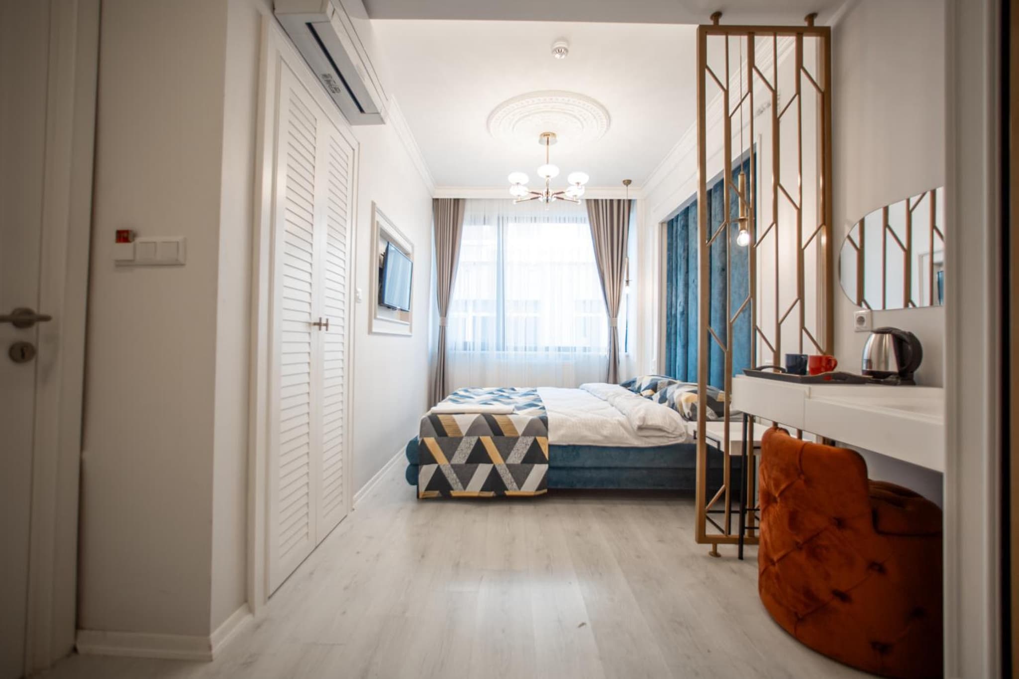 Megalos Galata Otel - Image 3