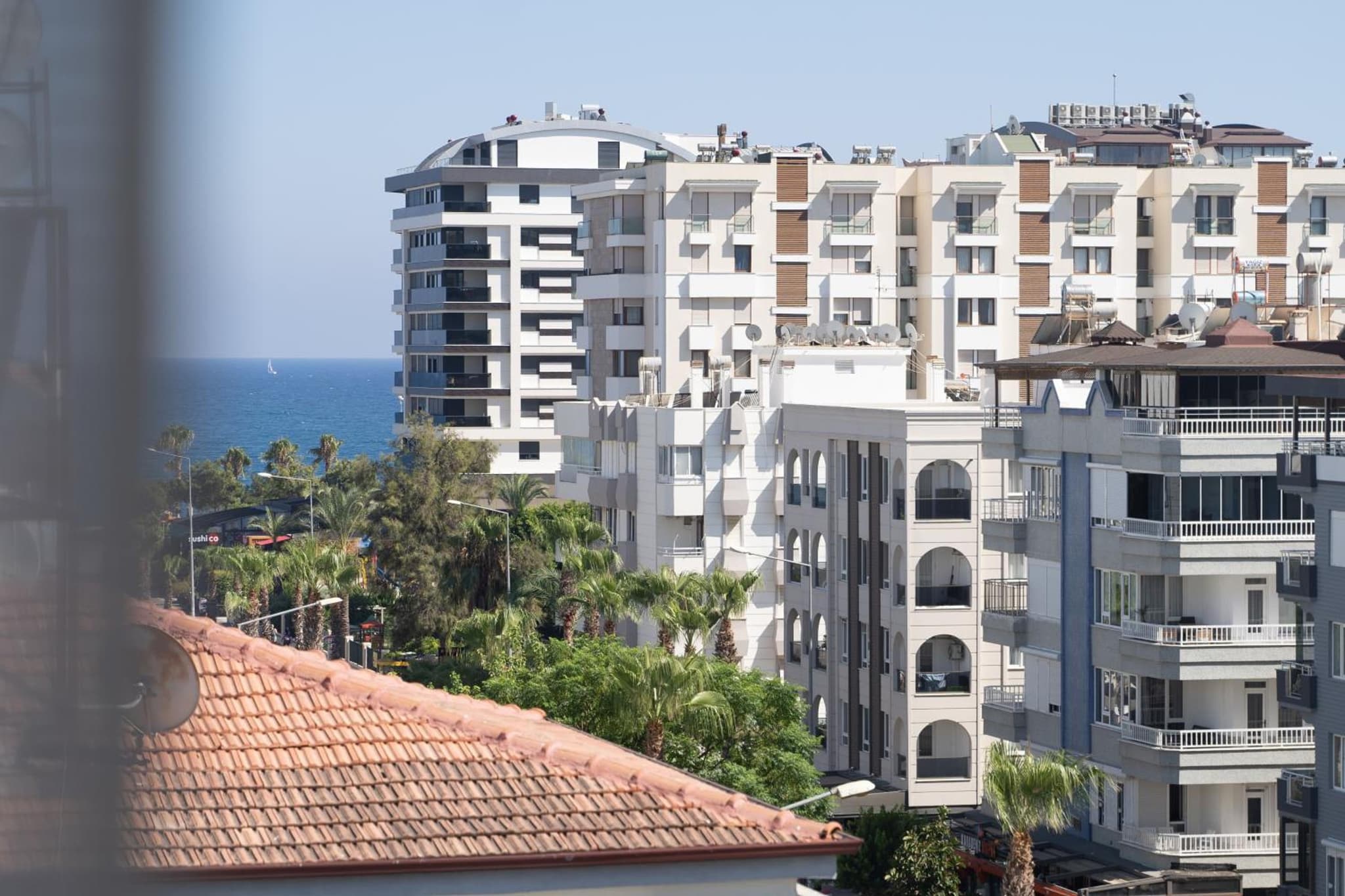 Far Life Hotel - Image 1