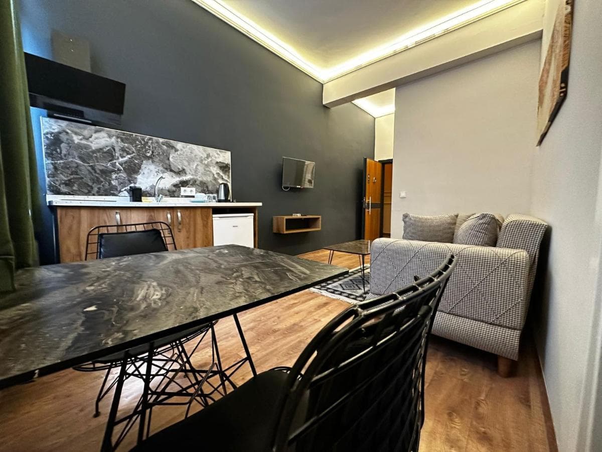 OTTO Boutique - Image 4