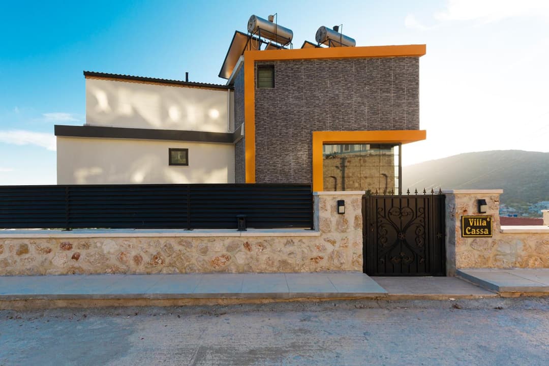 LUX VİLLA DENİZ MANZARALI VE JACUZZİLİ fotoğrafı