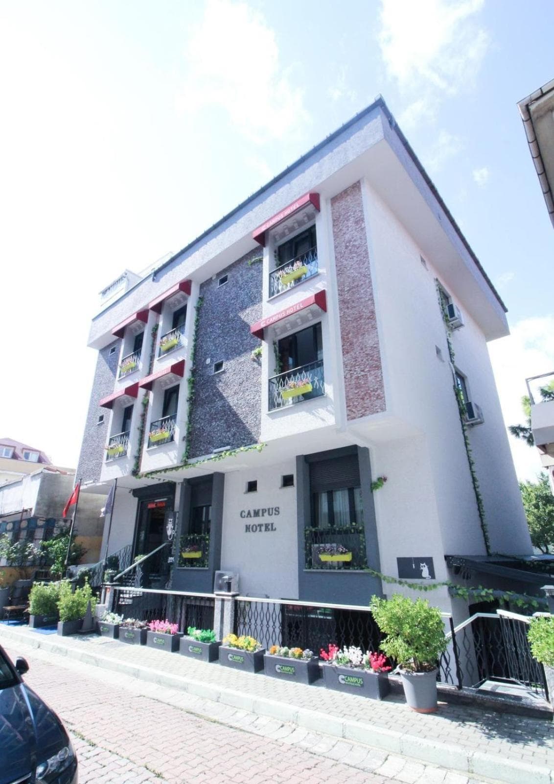 Campus Boutique Otel - Image 1