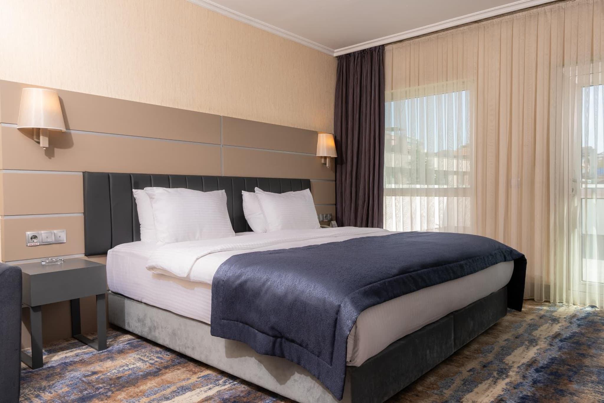 Ankara Plaza Hotel - Image 4