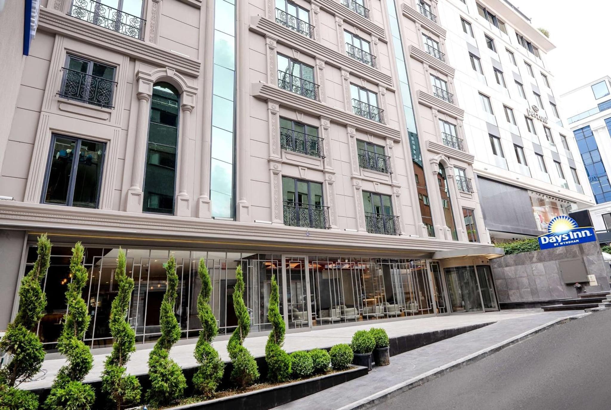 Days Inn by Wyndham İstanbul Bomonti - Image 4