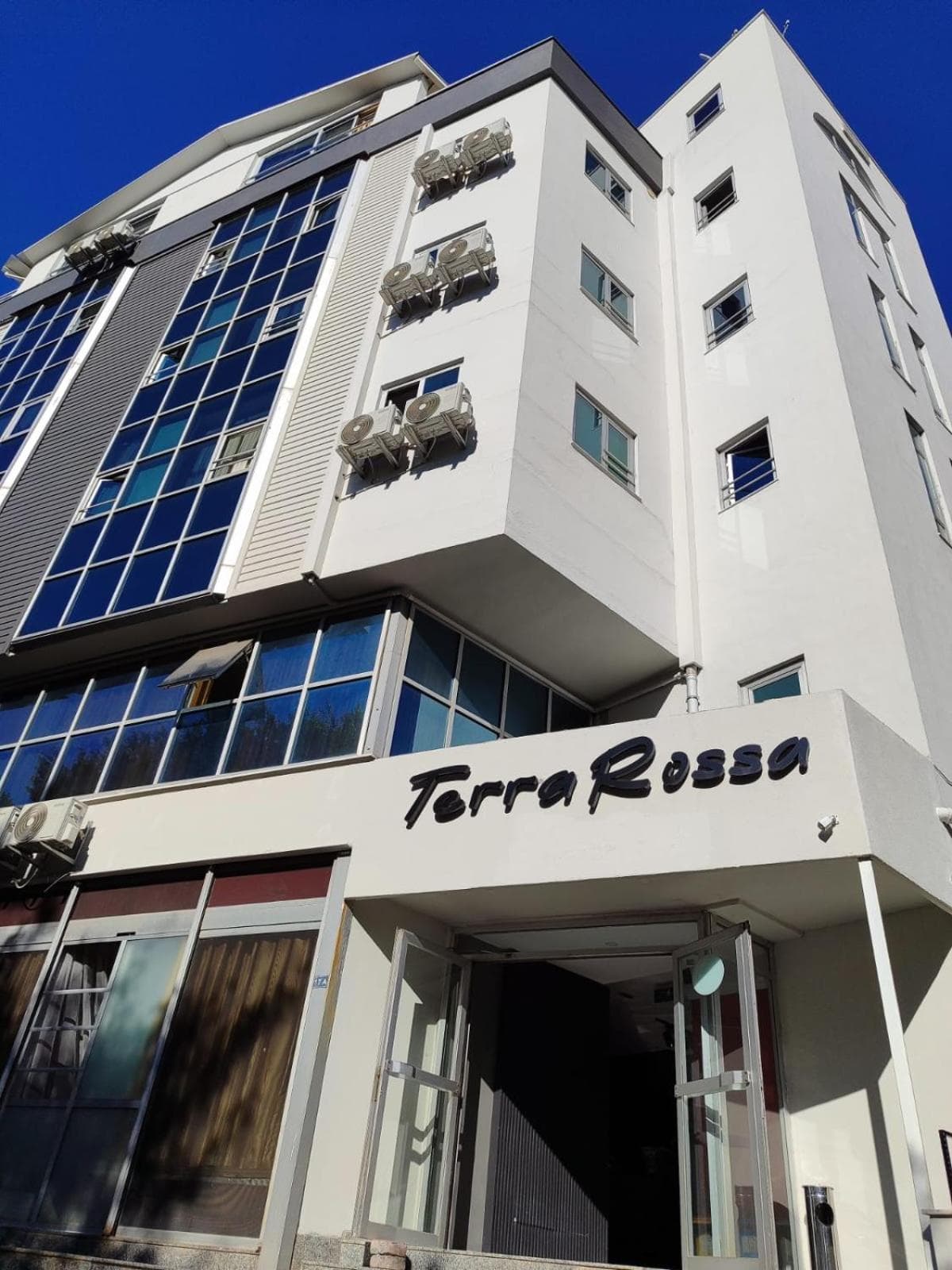 Terra Rossa - Image 1