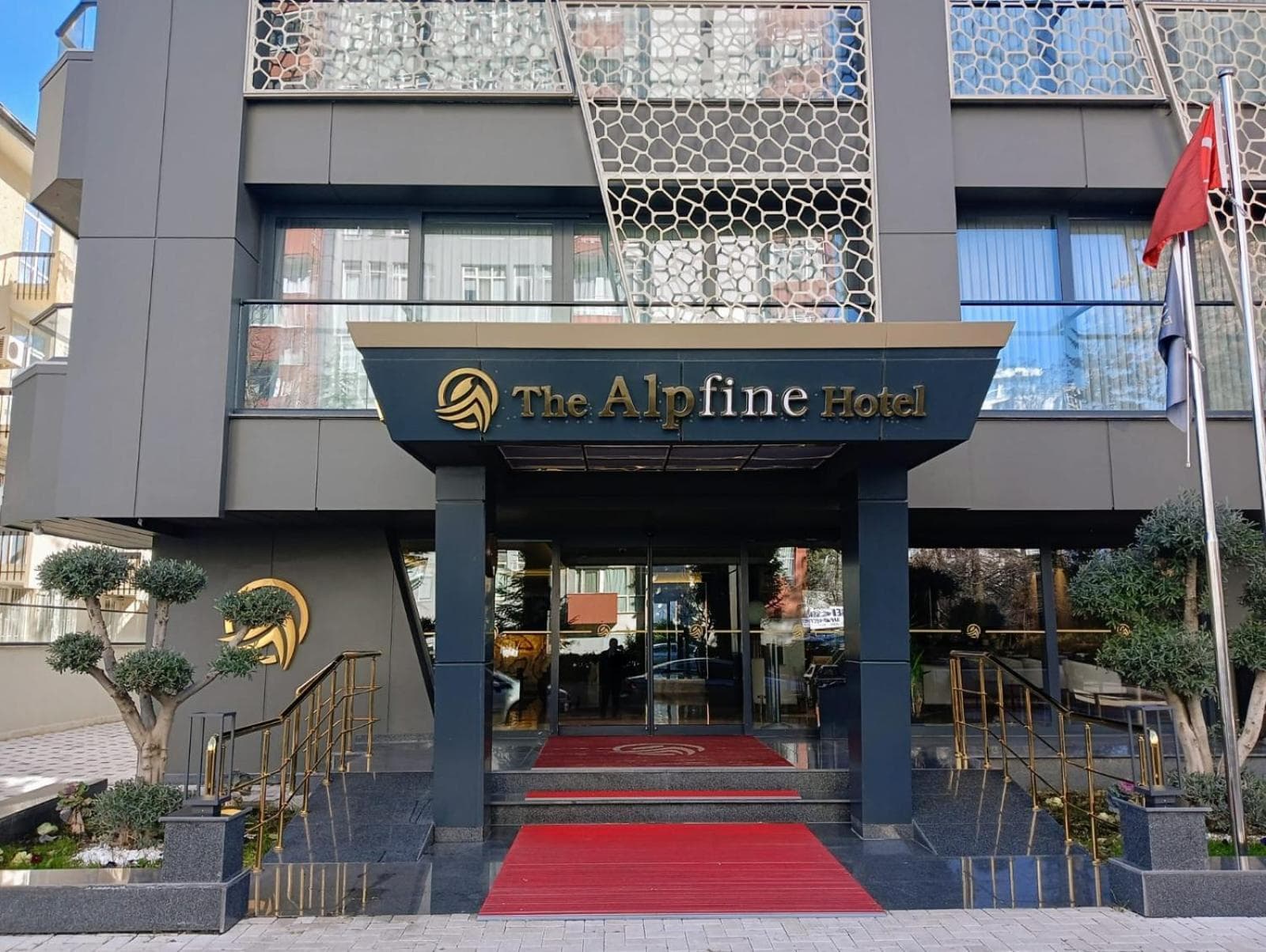 The Alpfine Hotel - Image 1