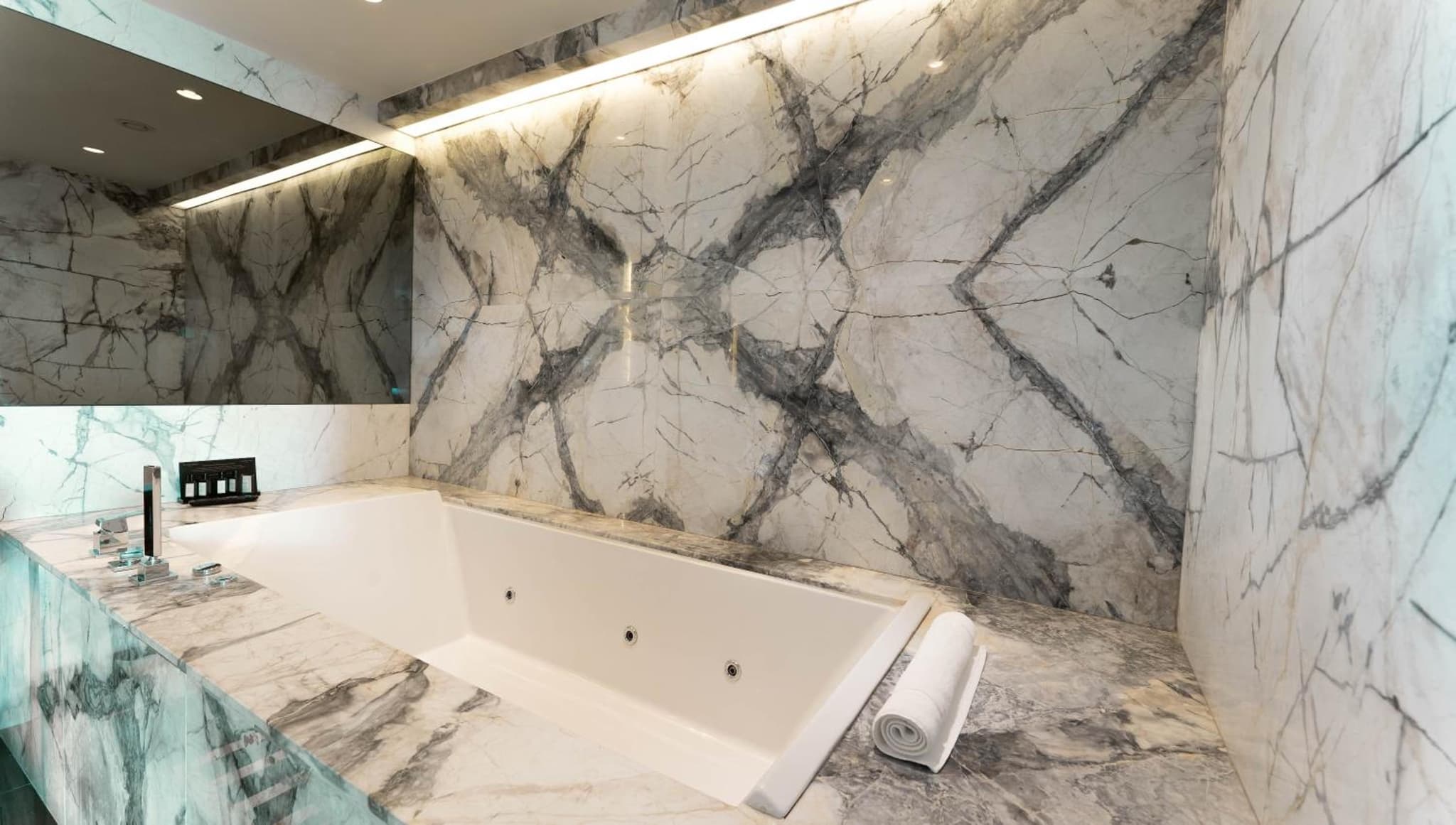 The Marmara Taksim - Image 2