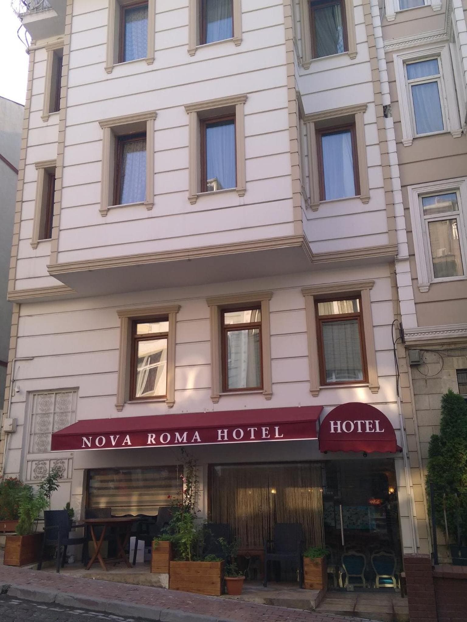 Nova Roma Hotel - Image 1