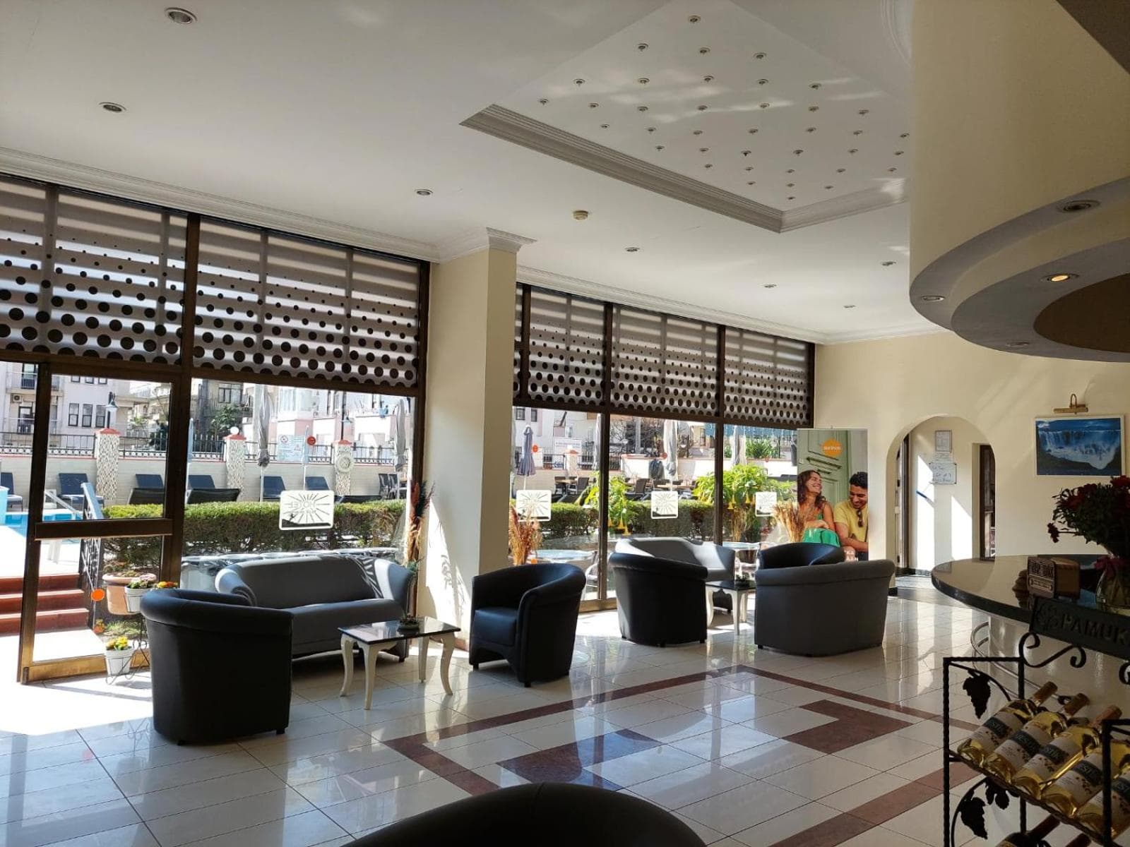 Blue Heaven Apart Hotel - Image 1