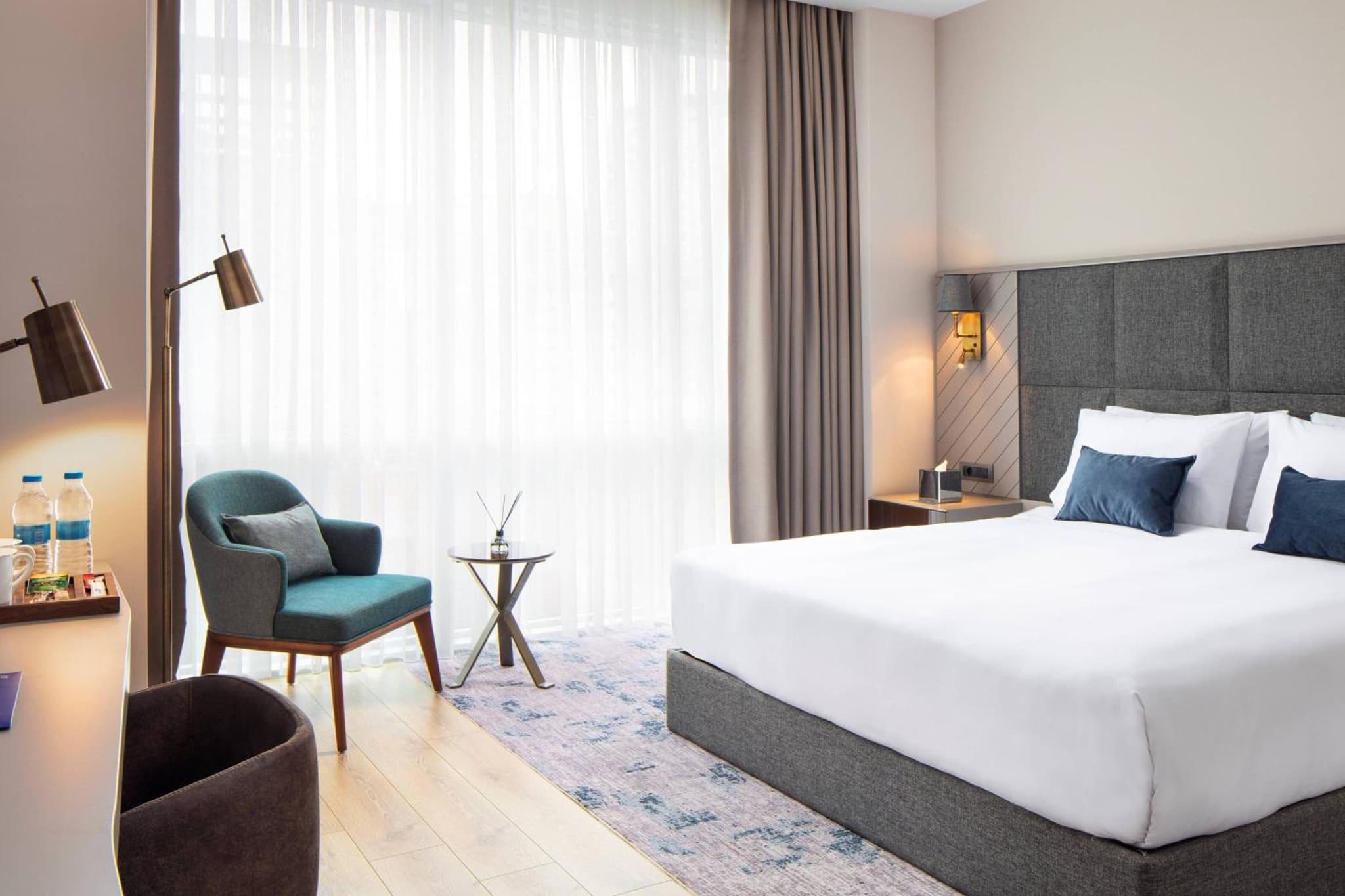 Delta Hotels by Marriott İstanbul Kağıthane - Image 2