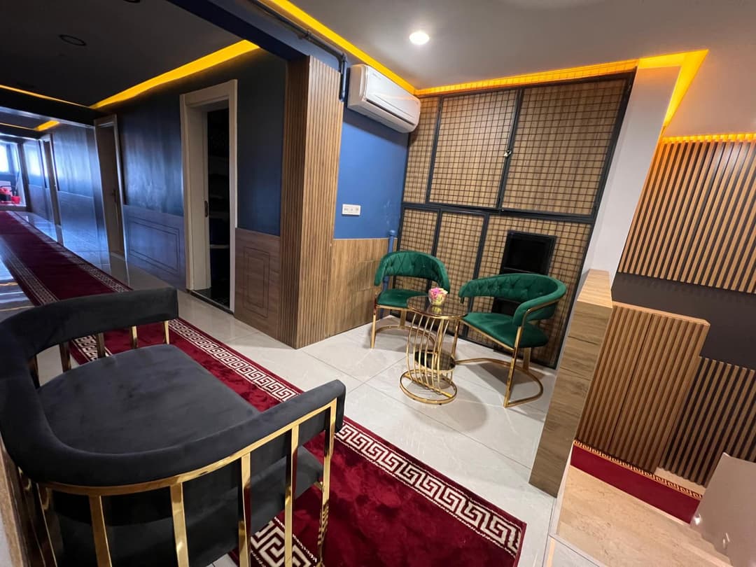 The Blue Suites fotoğrafı