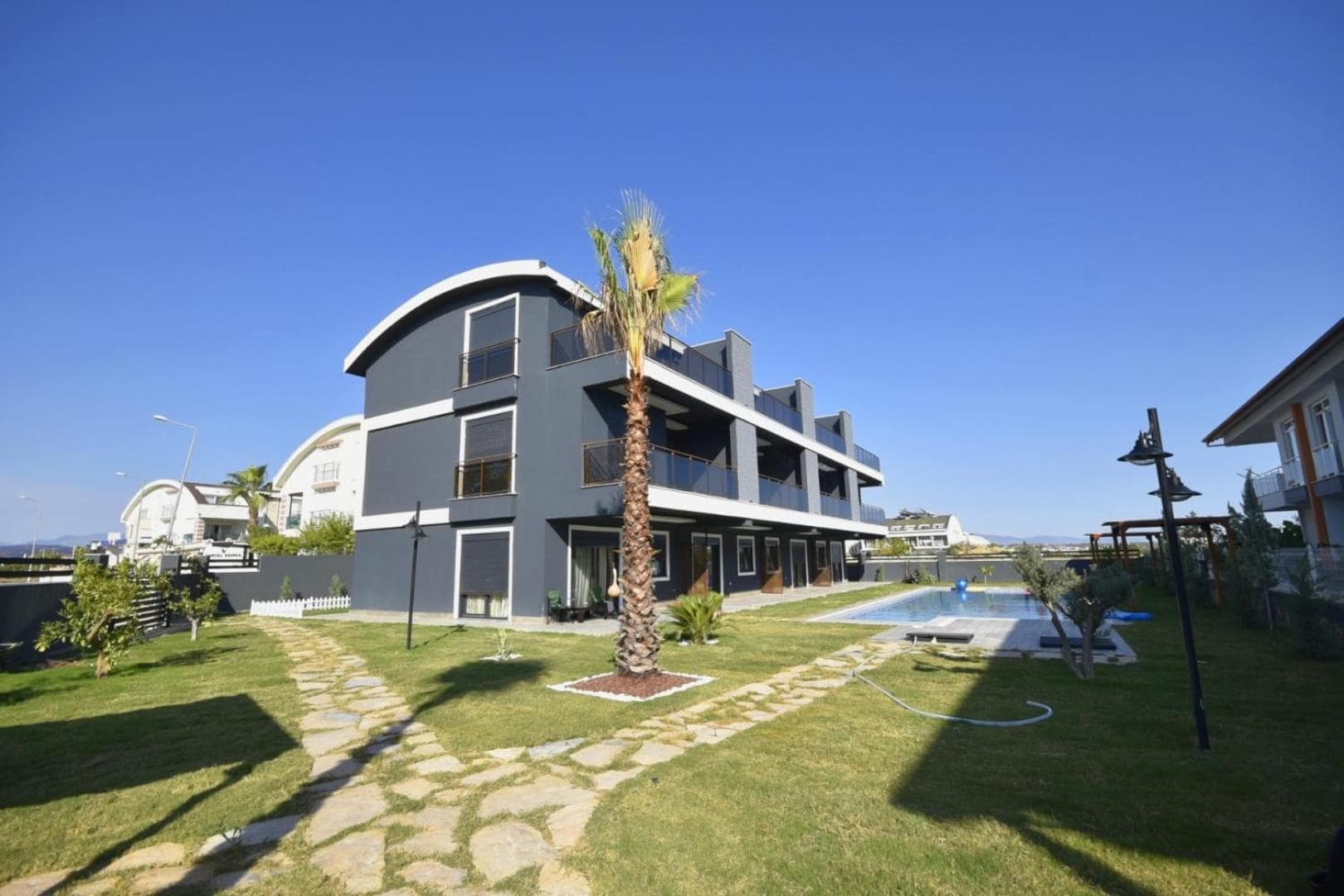 Mali Garden Residence - Image 1