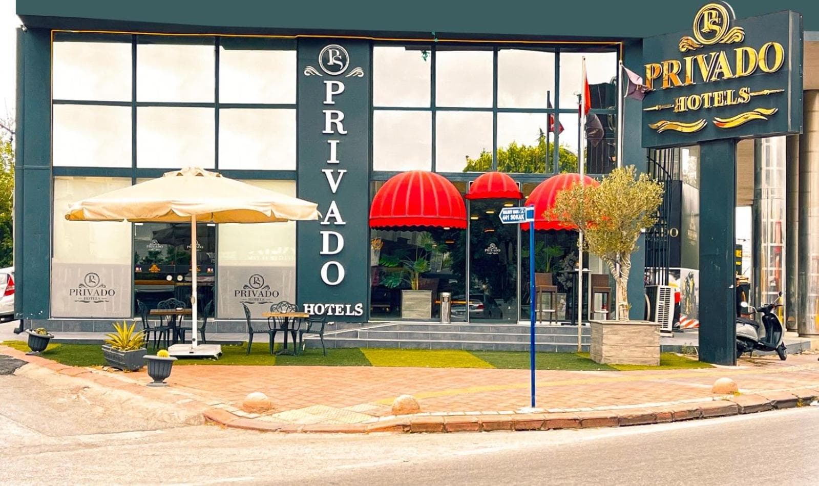 PRIVADO HOTELS - Image 1