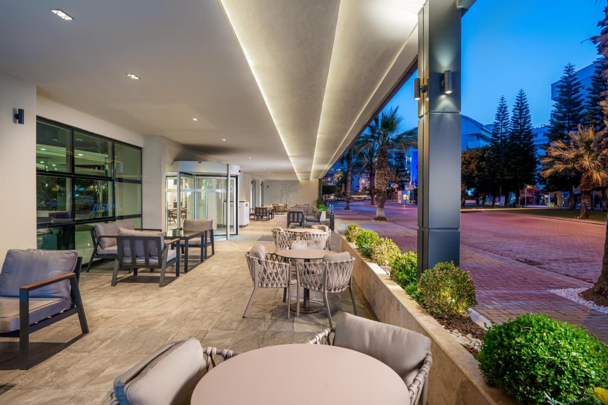 Avena Resort & Spa Hotel - Image 3