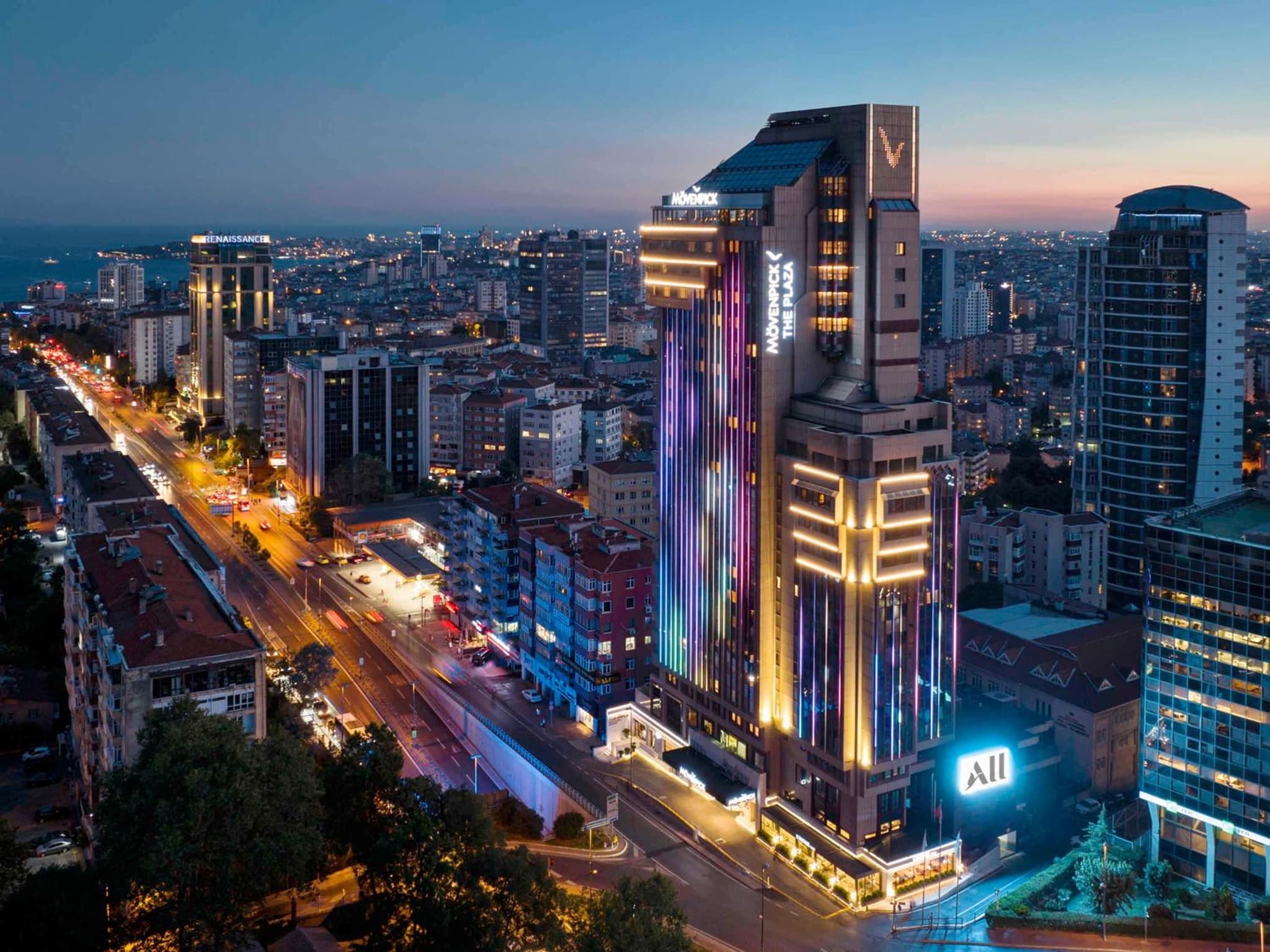 Mövenpick Hotel Istanbul Bosphorus - Image 3