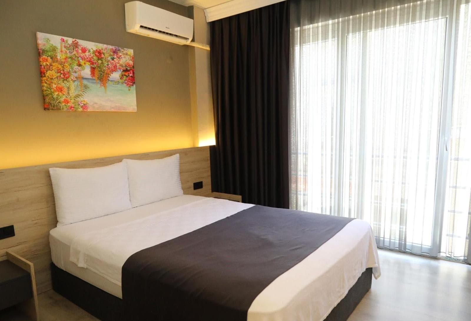 Grand Faik Hotel - Image 3