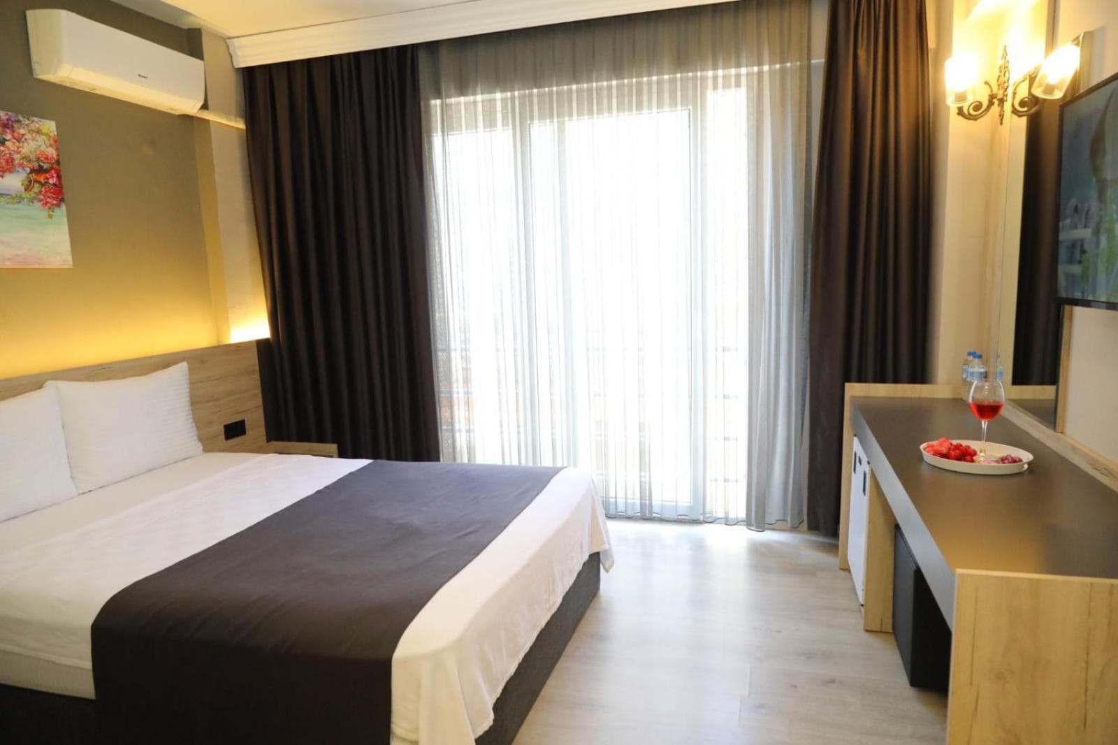 Grand Faik Hotel - Image 4