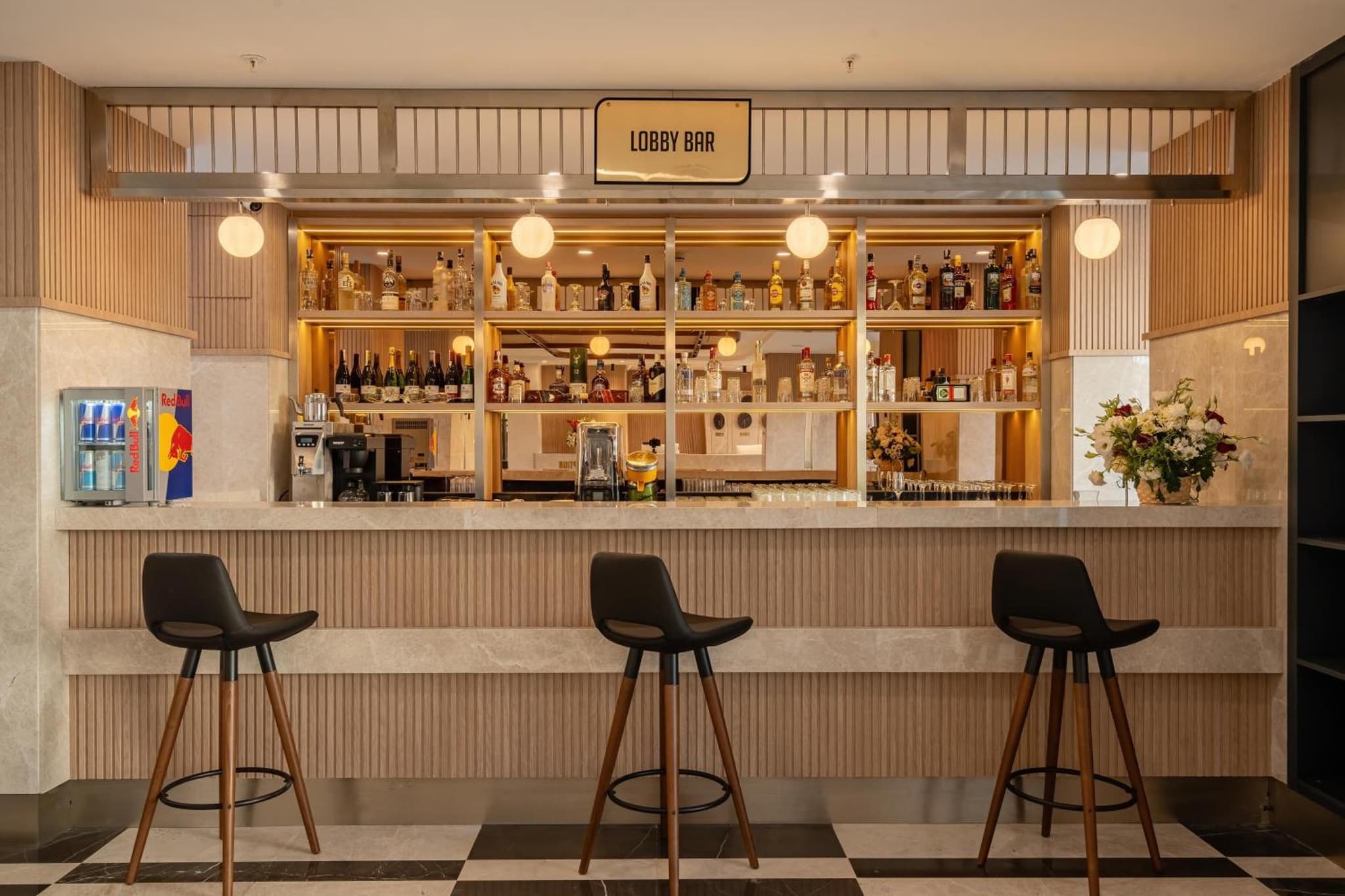 Awen Lara Hotel - Image 2