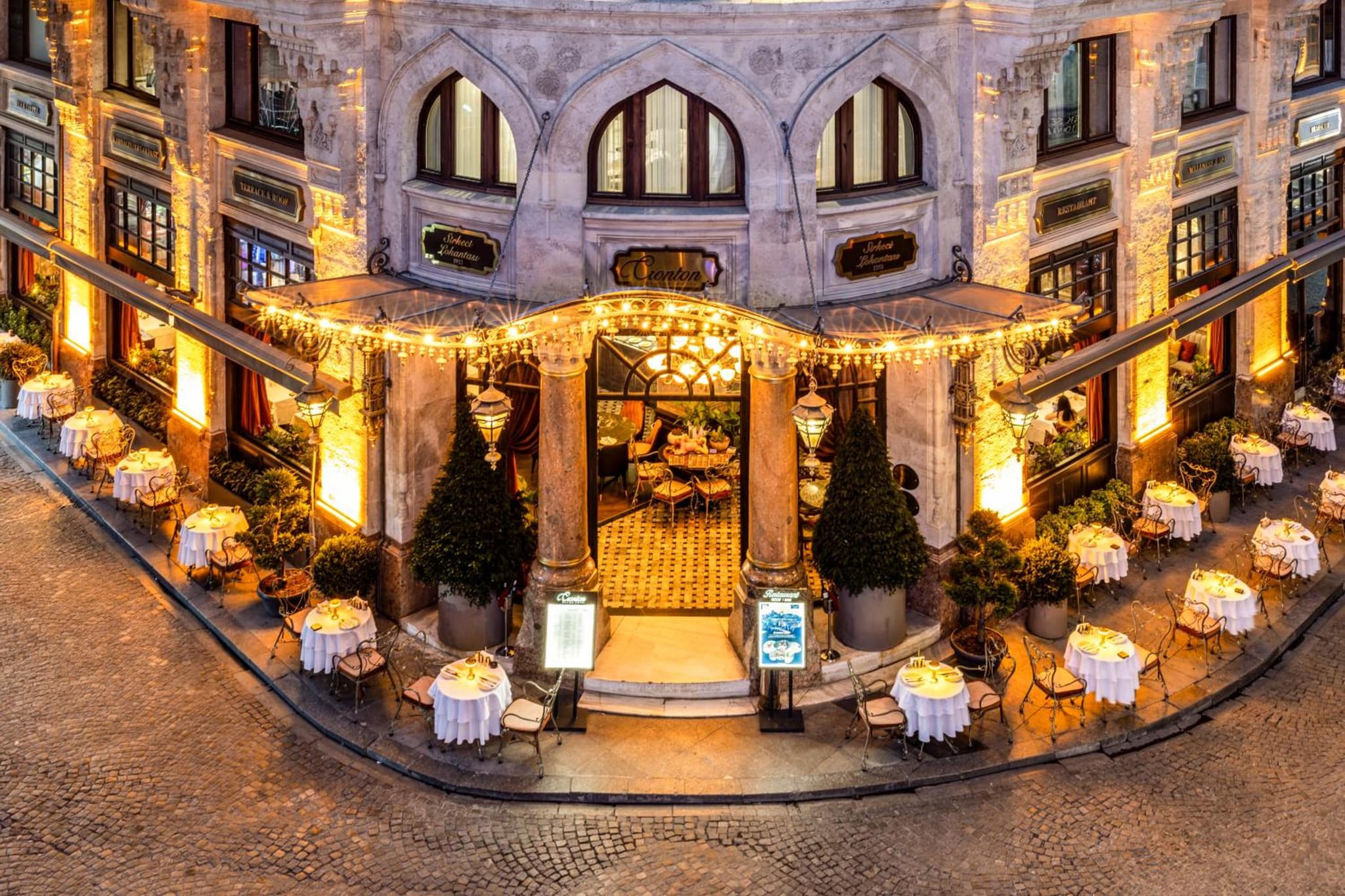 Cronton Design Hotel - Image 4