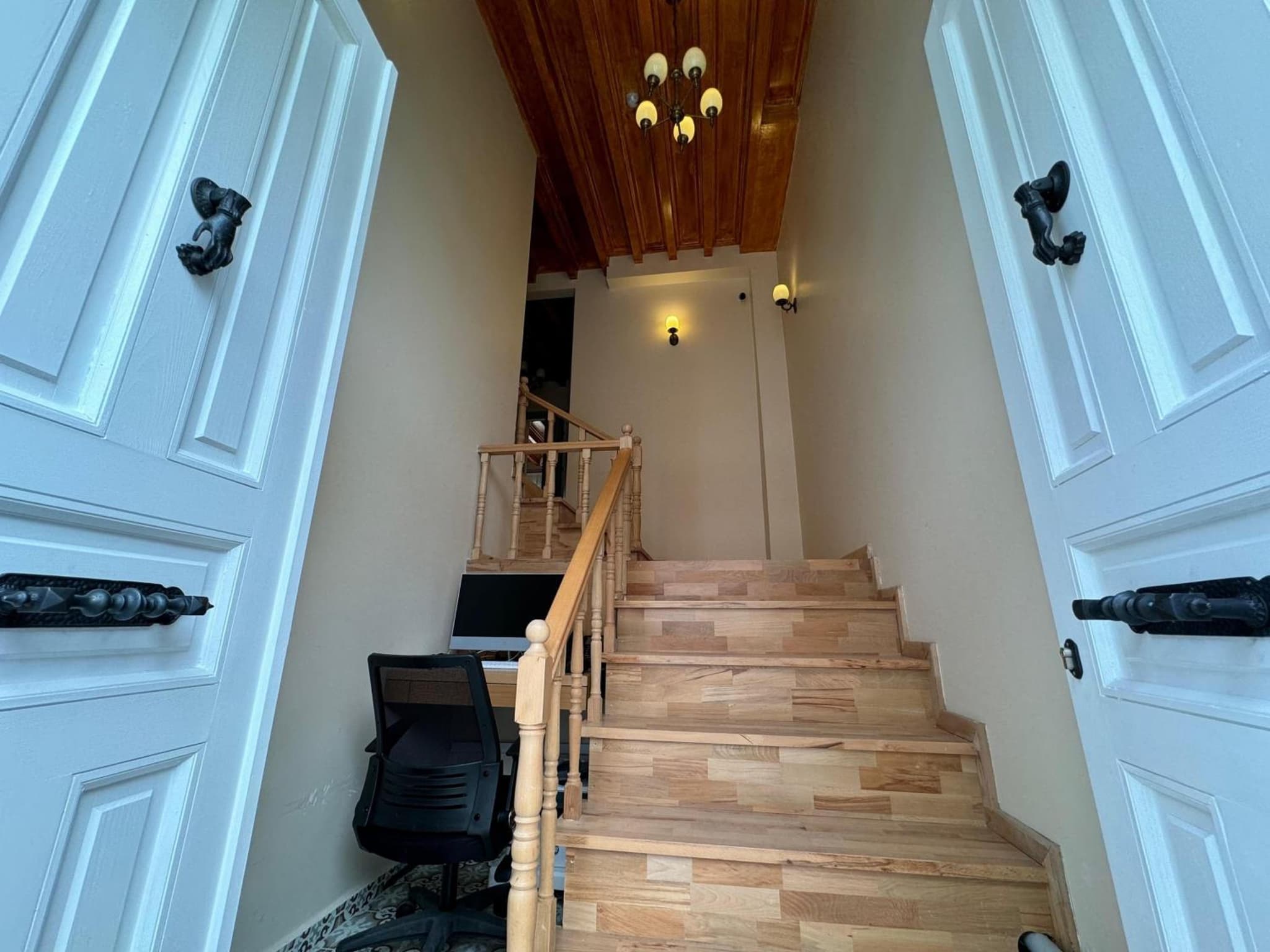 Abelia Mansion Hotel - Image 2