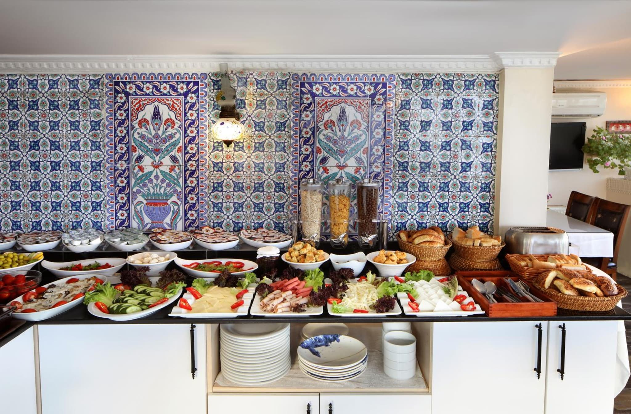 Aldem Hotel - Image 4