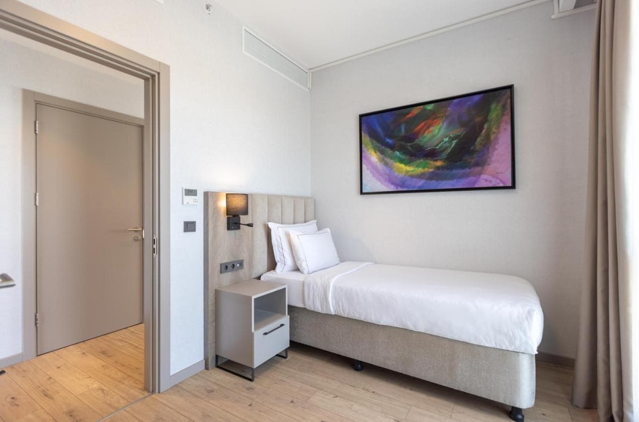 Antwell Süitler - Image 4