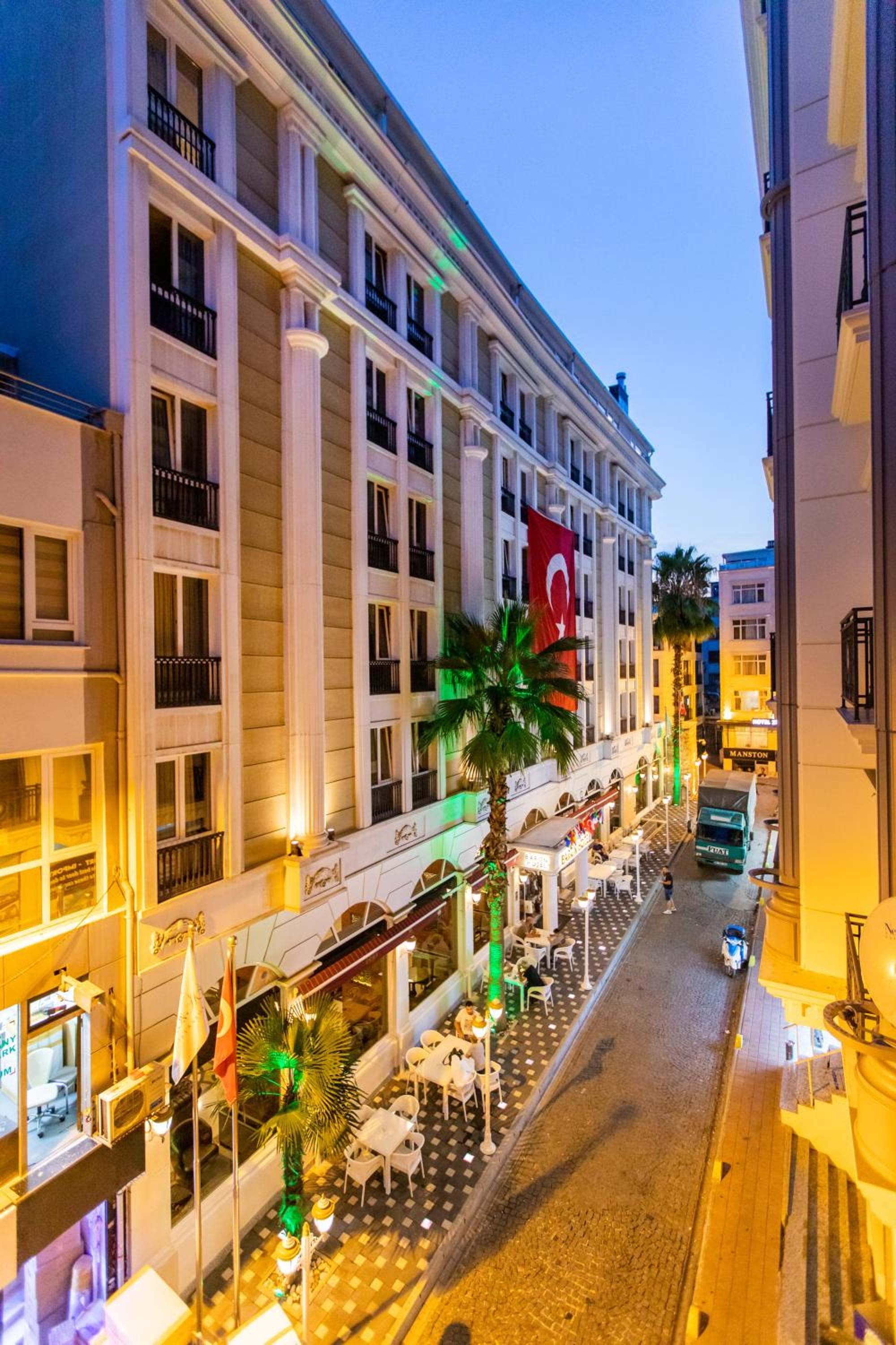 Baron Otel - Image 1